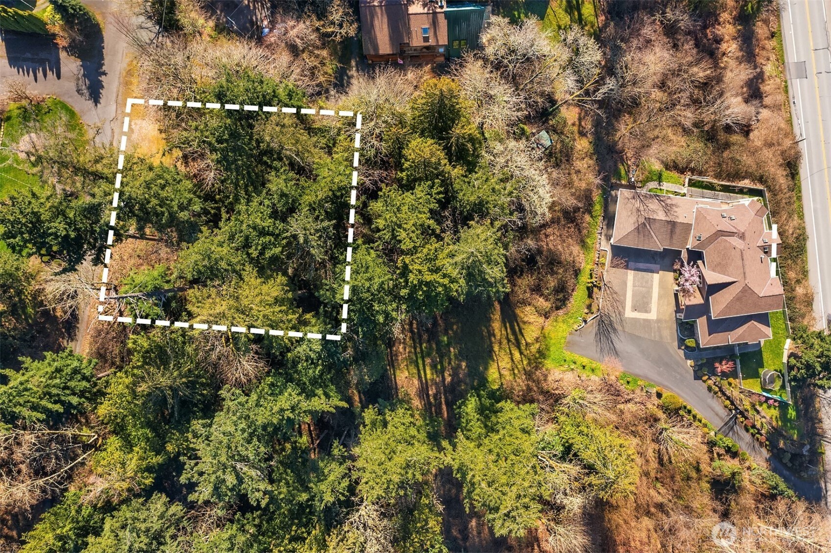 11 XX 205th Avenue NE