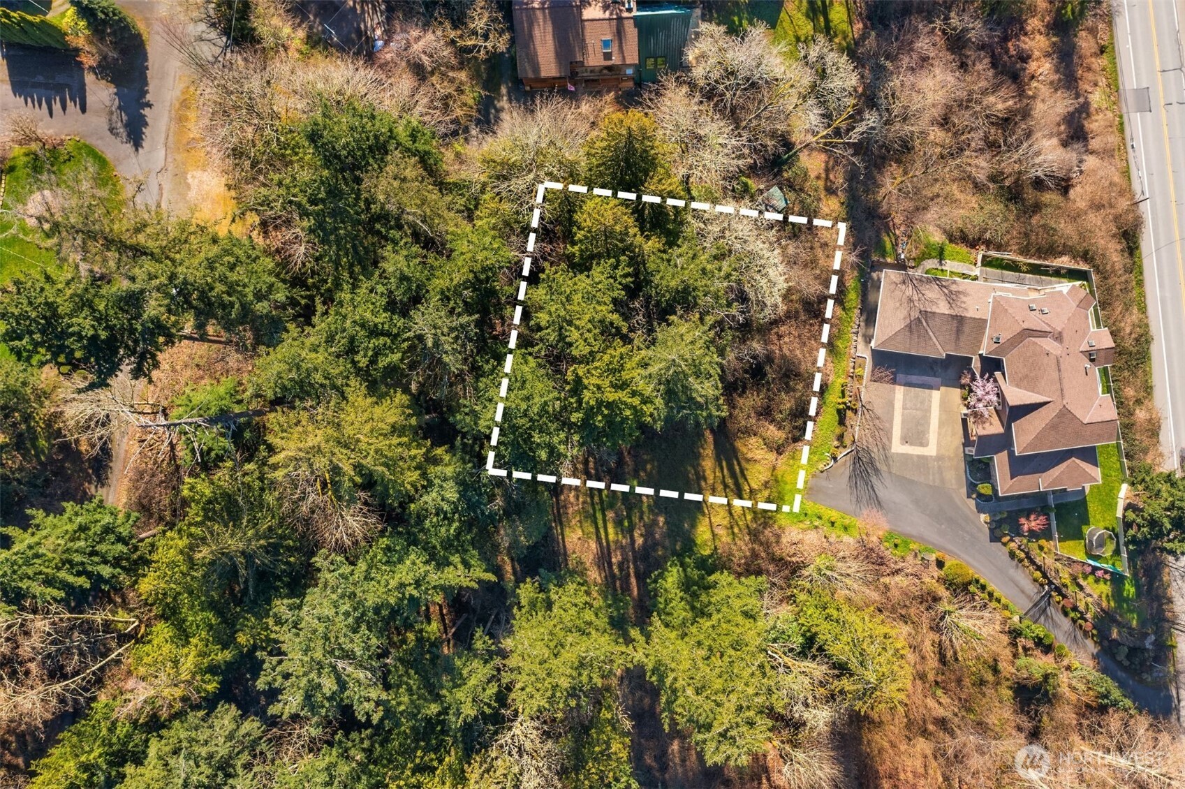 11 XX E Lake Sammamish Parkway NE