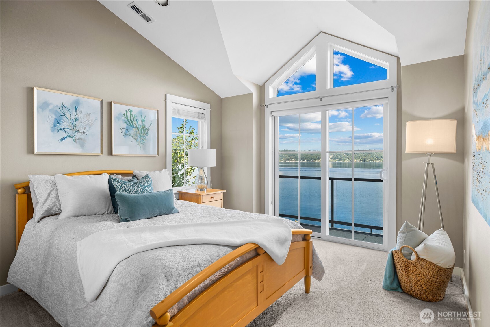 528 W Lake Sammamish Parkway SE