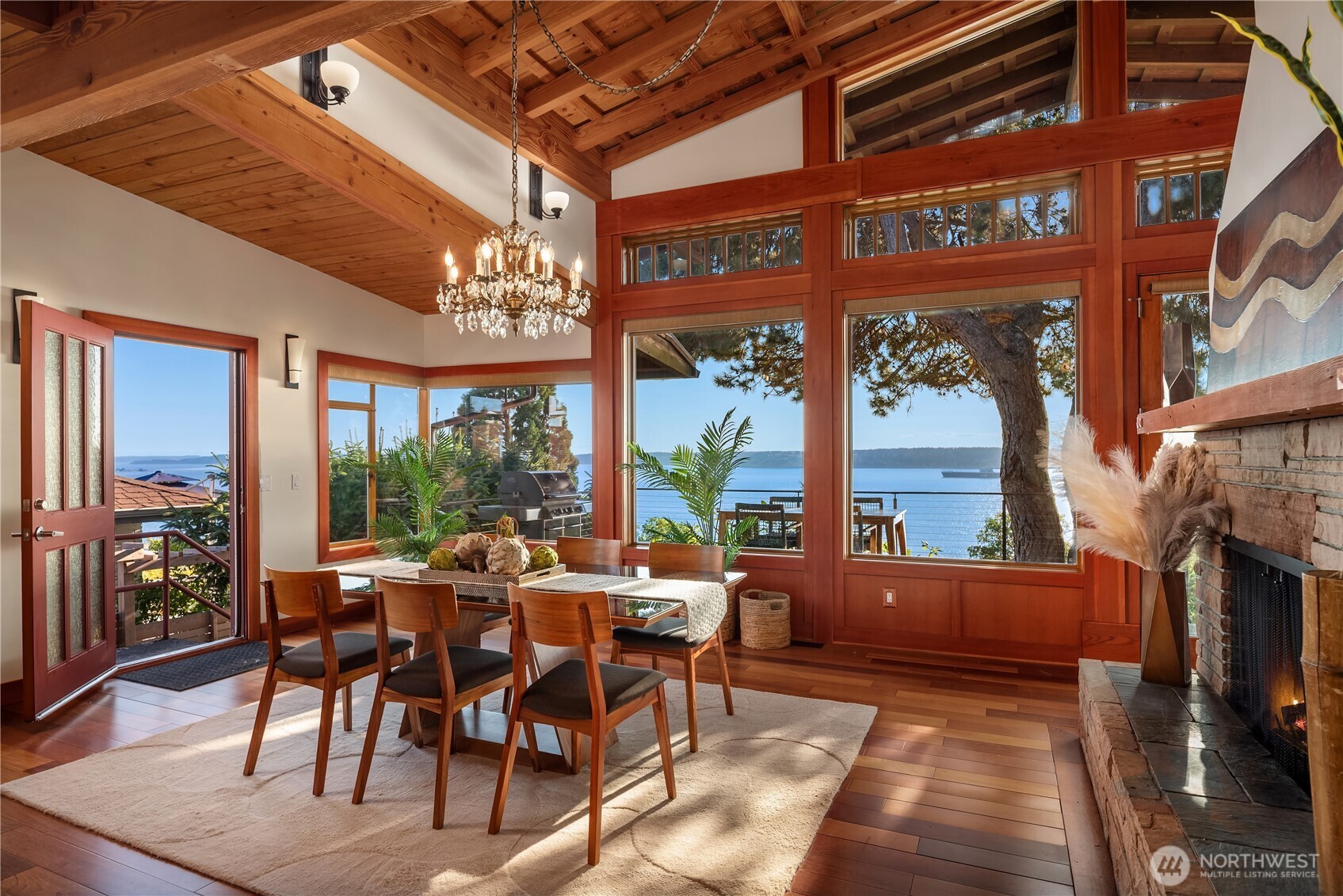 10819 44th Avenue SW