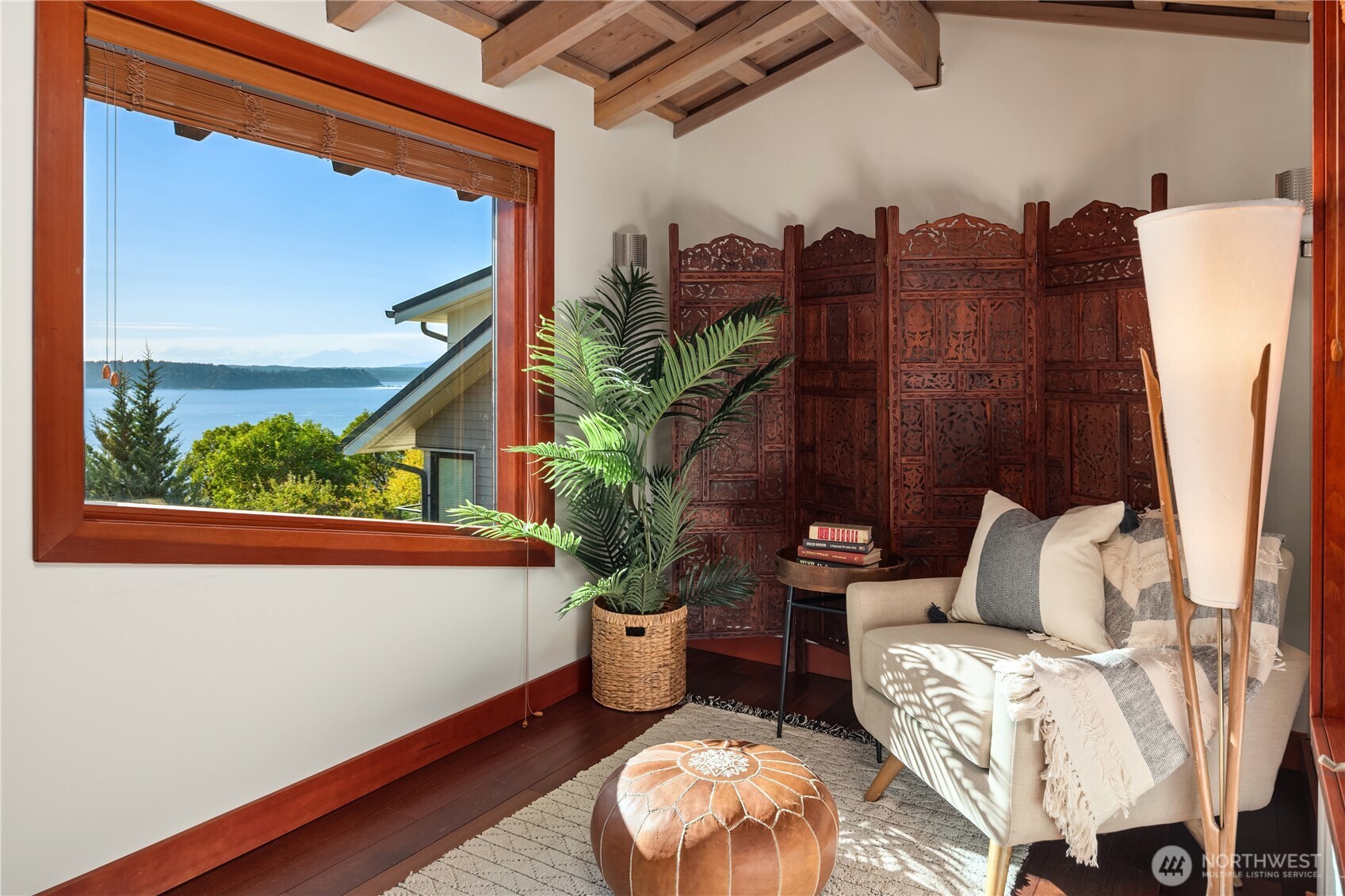 10819 44th Avenue SW