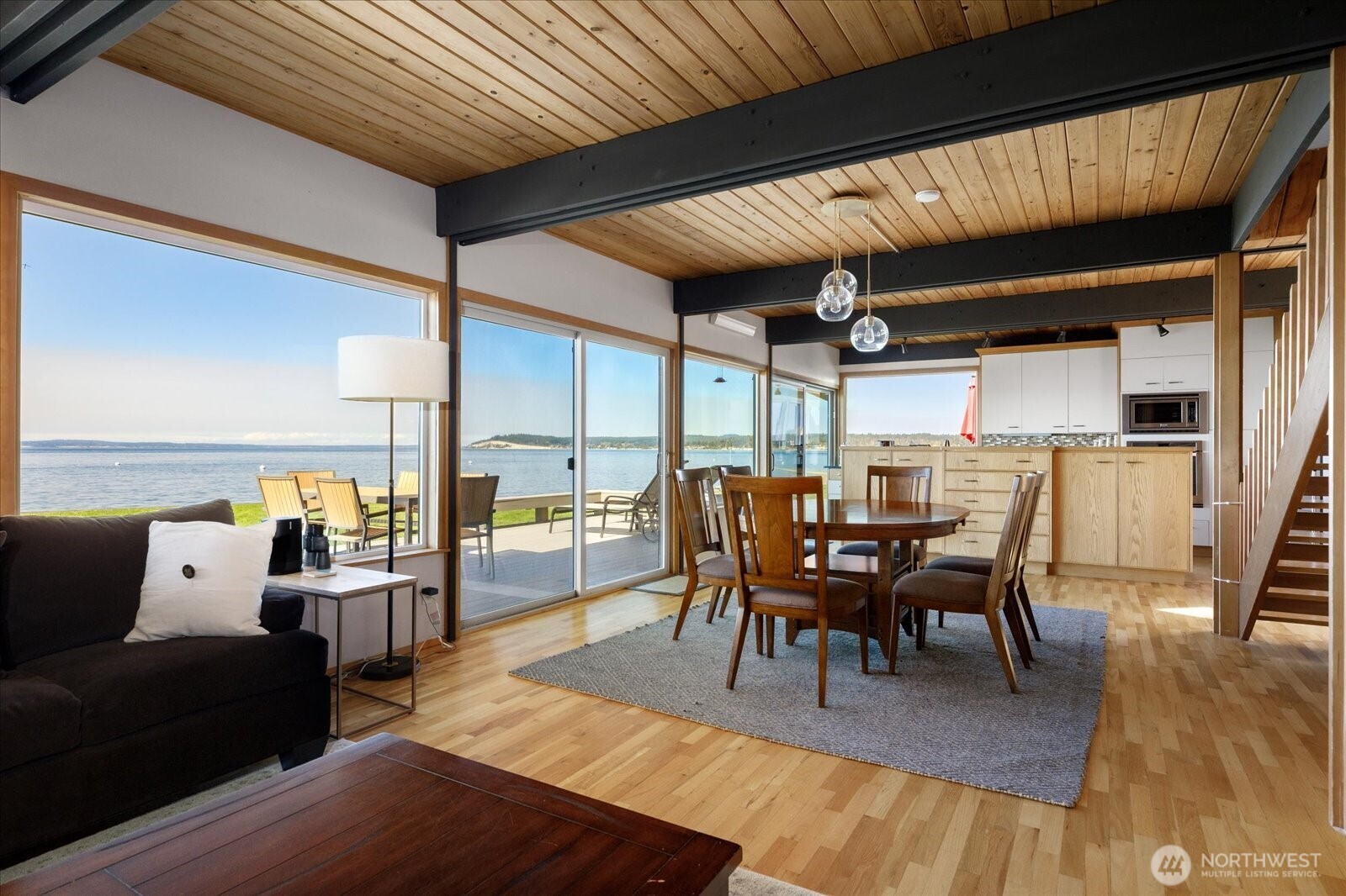 6278 Barr Beach Road