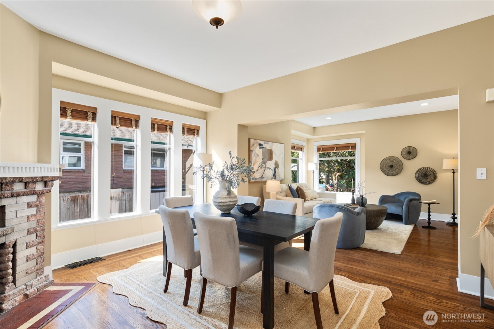 5108 Meridian Avenue N