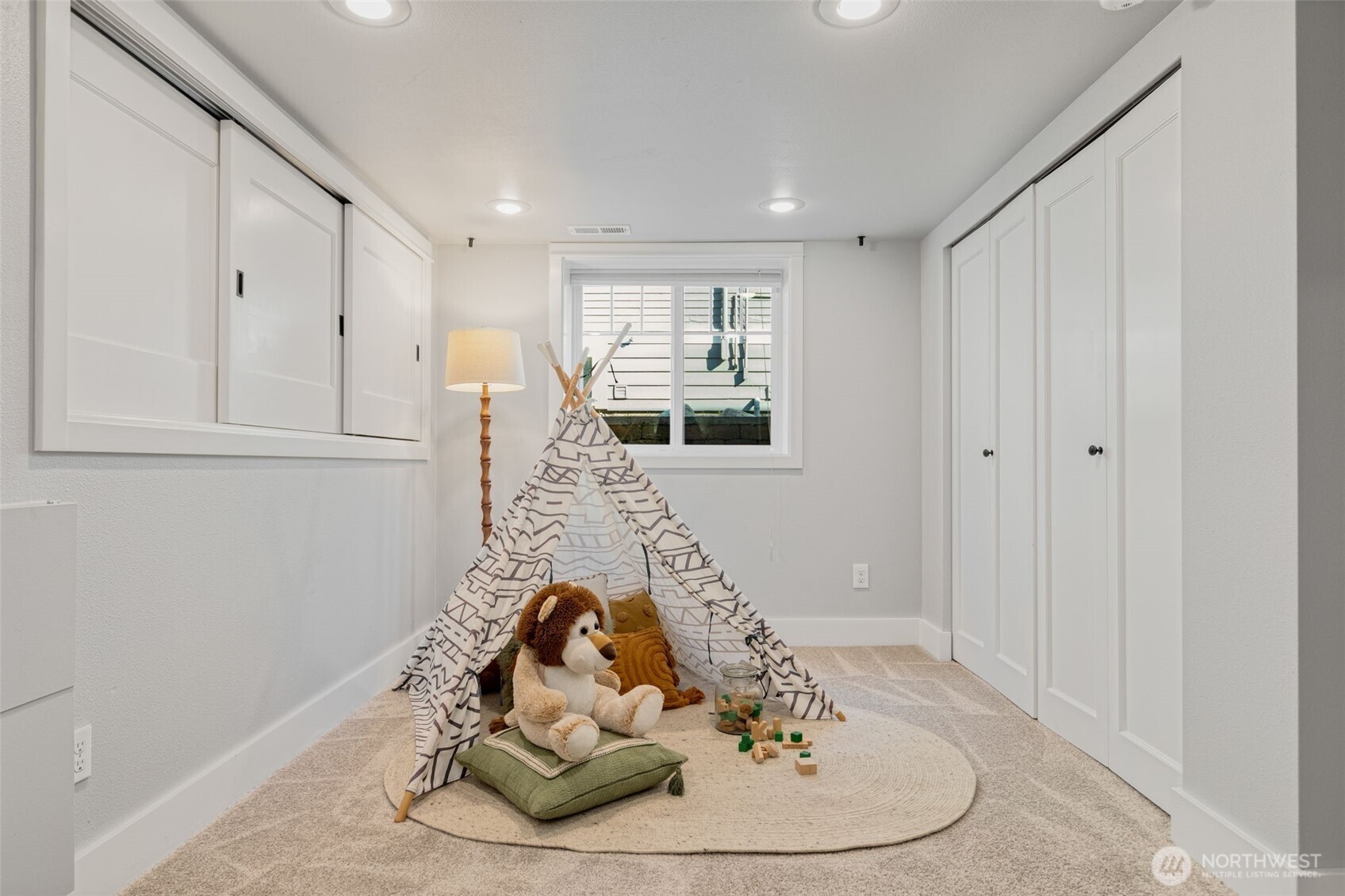 5108 Meridian Avenue N