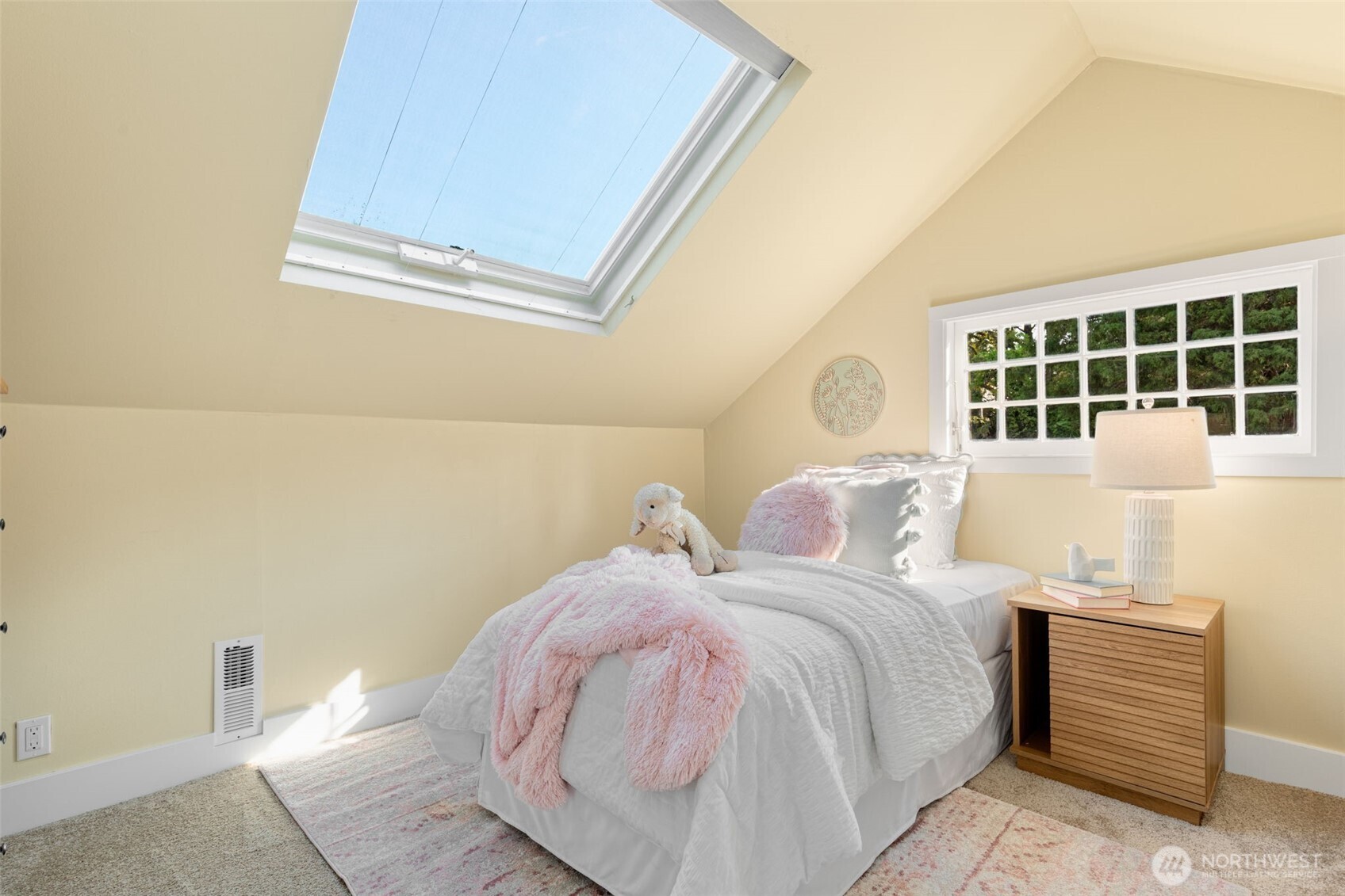 5108 Meridian Avenue N