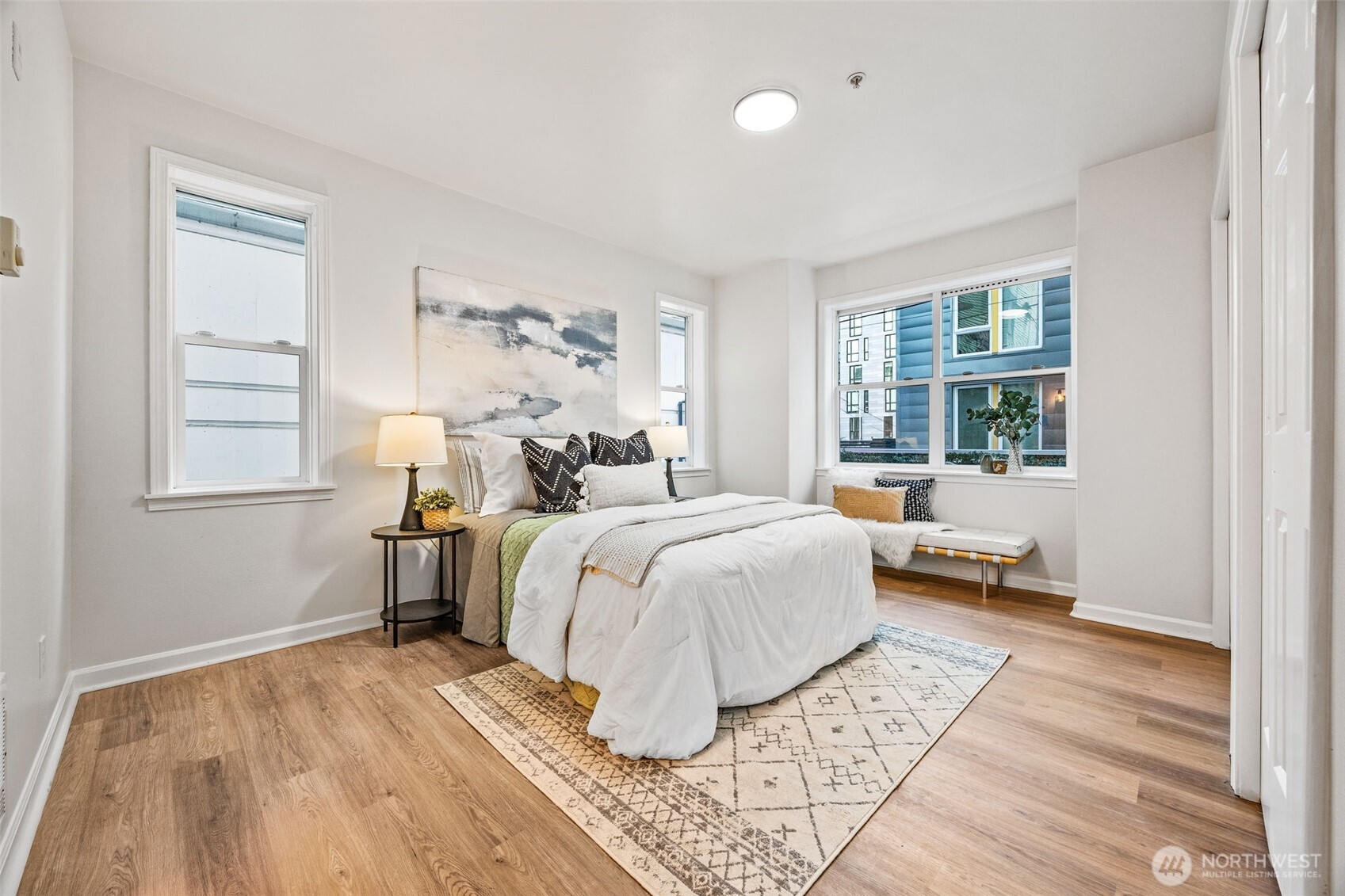 4722 12th Avenue NE Unit: 203