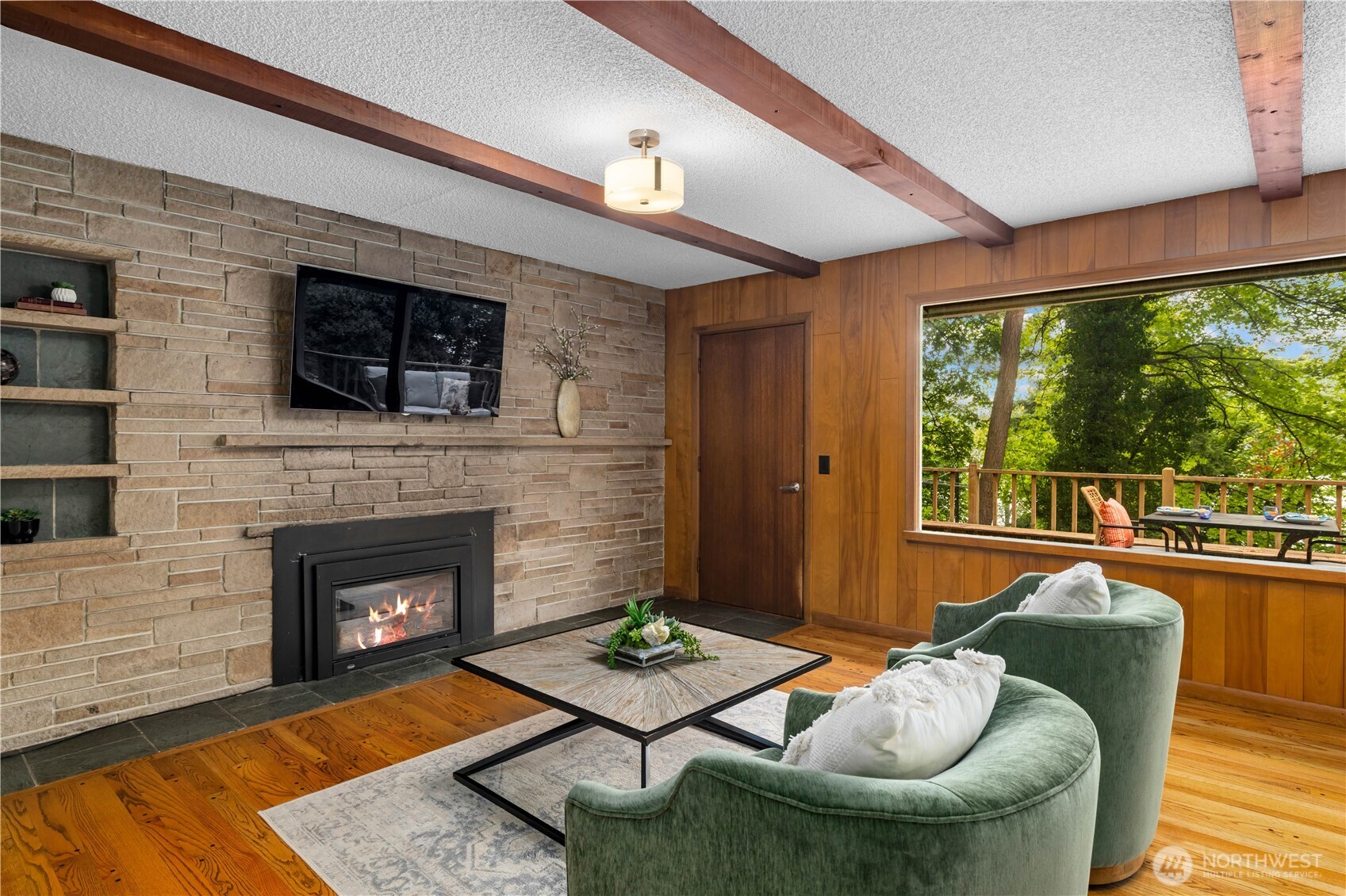 2008 E Lake Sammamish Parkway NE