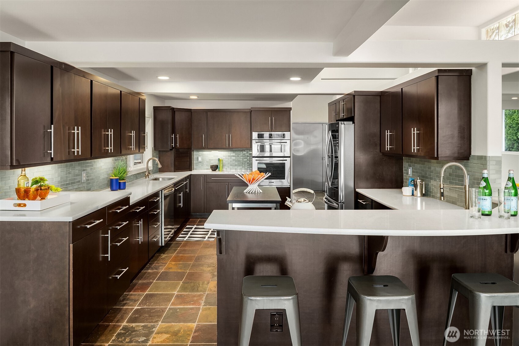 2452 W Lake Sammamish Parkway NE