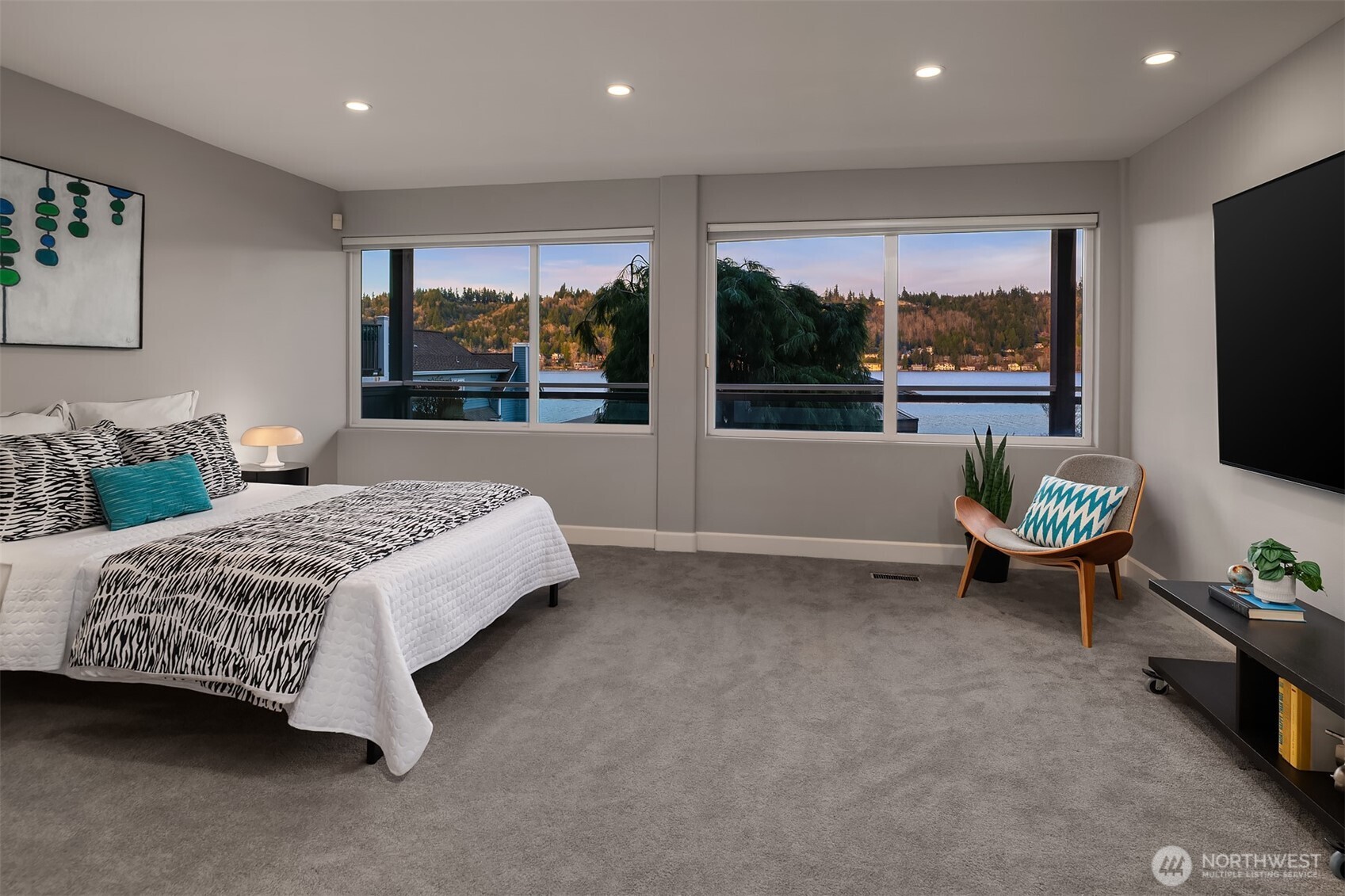 2452 W Lake Sammamish Parkway NE