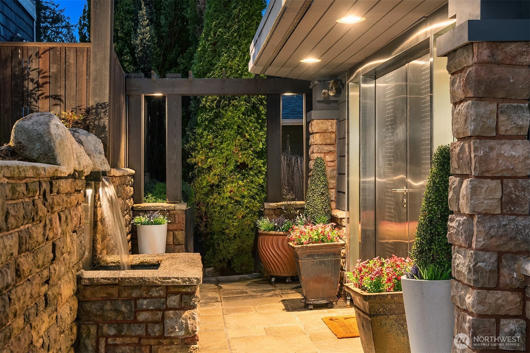 2452 W Lake Sammamish Parkway NE