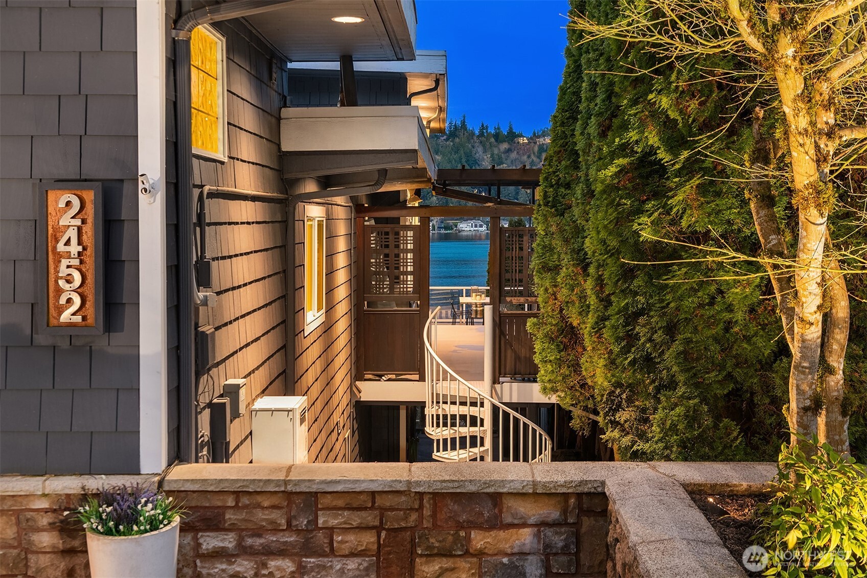 2452 W Lake Sammamish Parkway NE