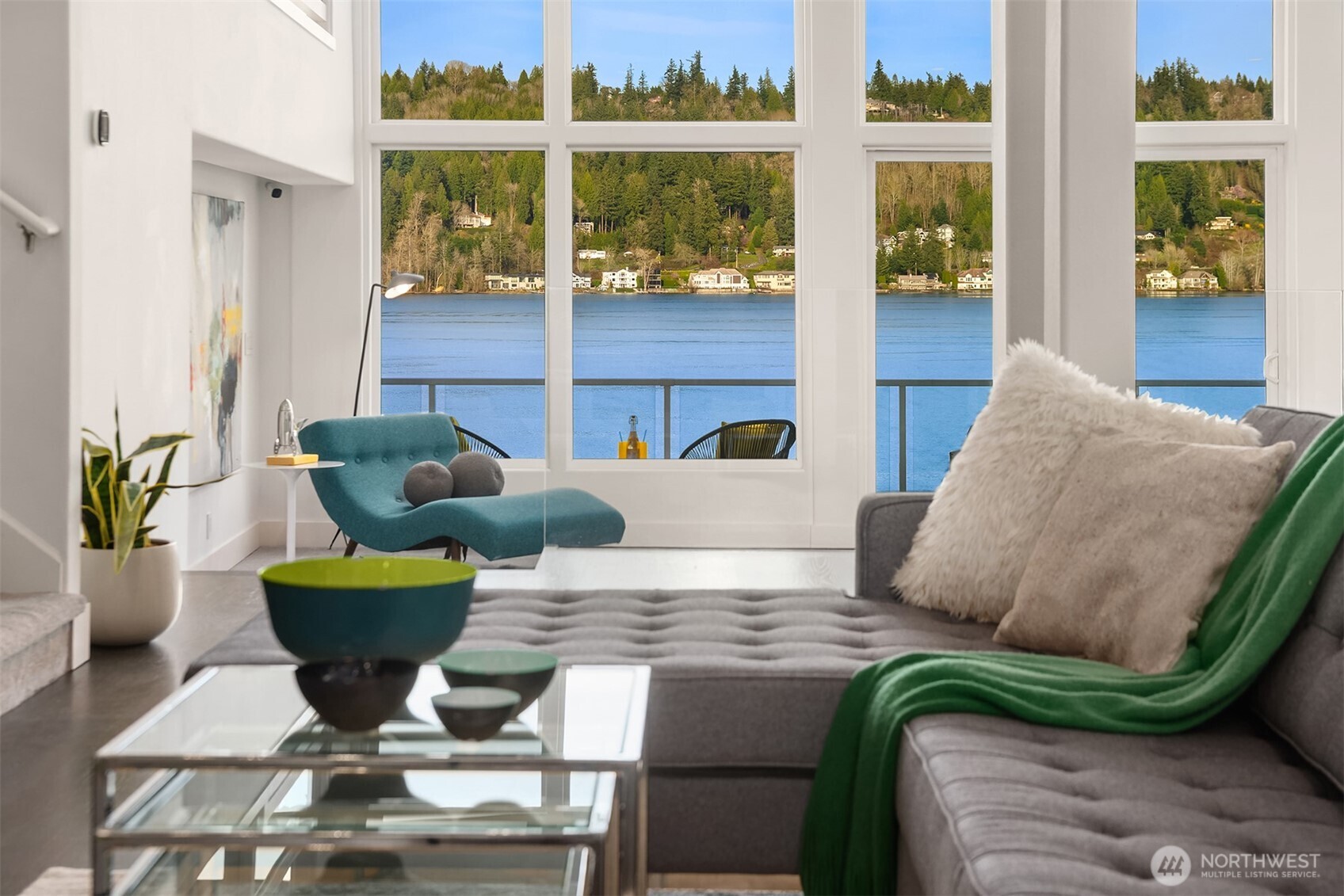 2452 W Lake Sammamish Parkway NE