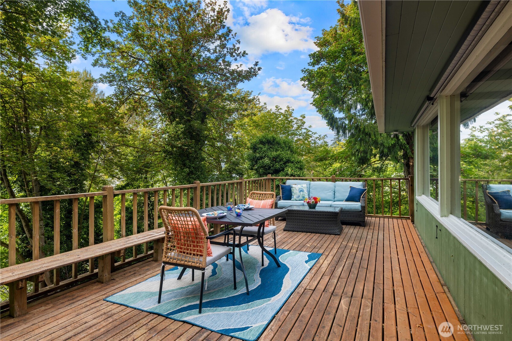 2008 E Lake Sammamish Parkway NE