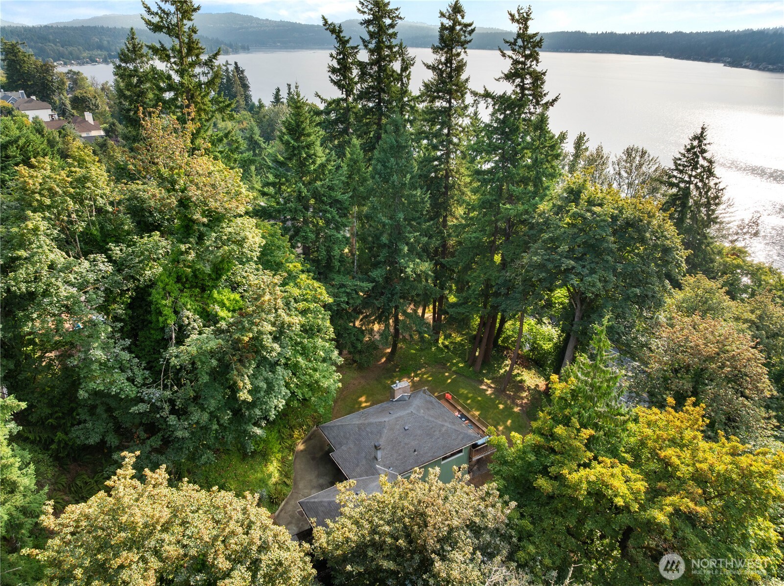 2008 E Lake Sammamish Parkway NE