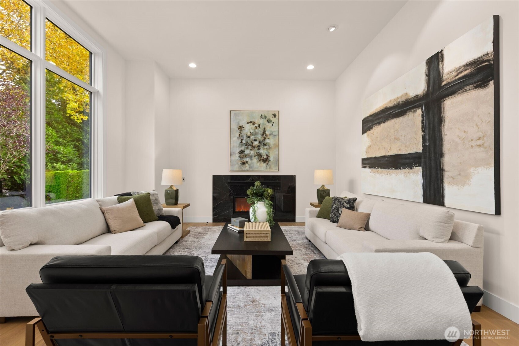 105 Windsor Drive SE