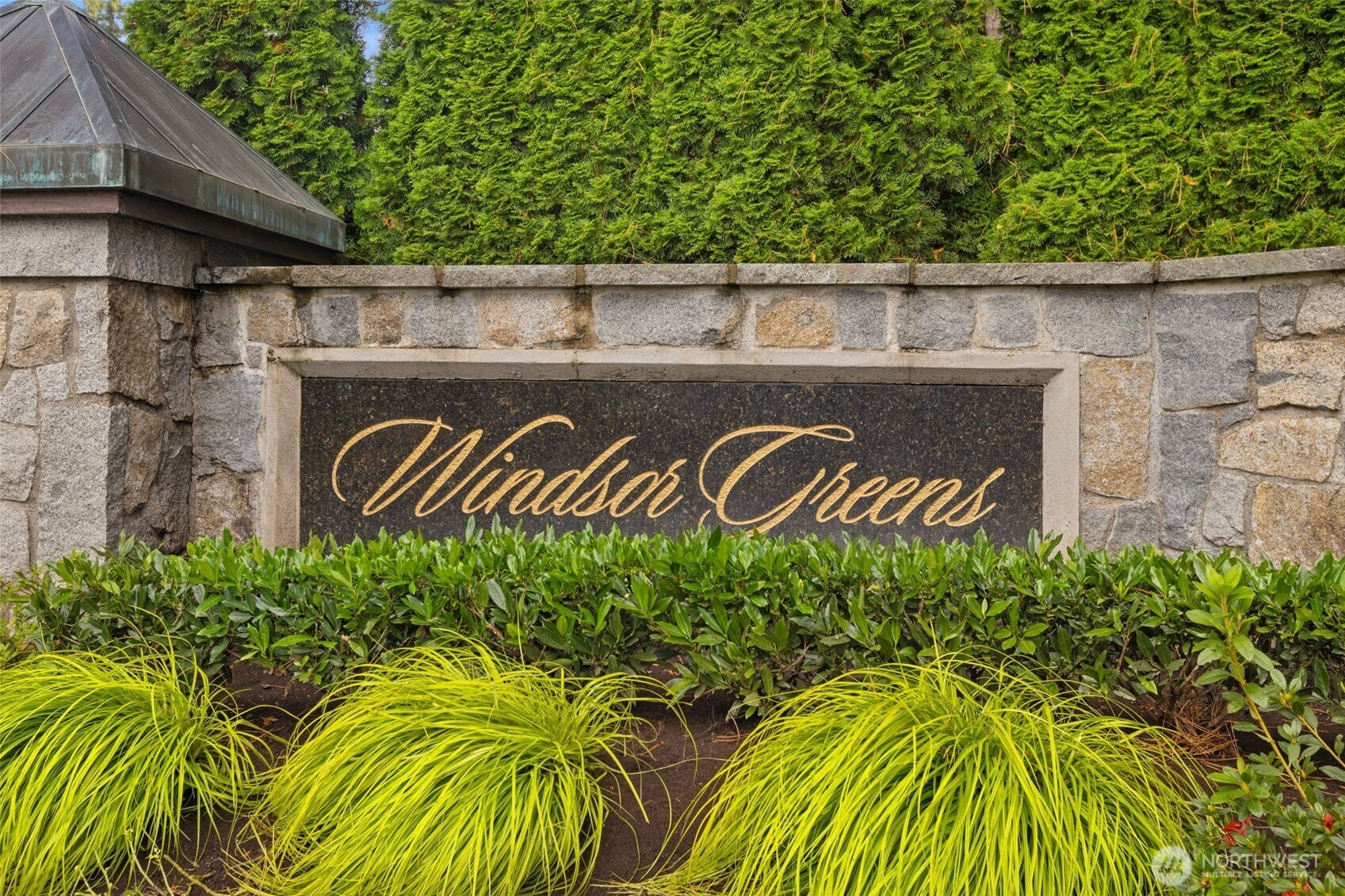 105 Windsor Drive SE