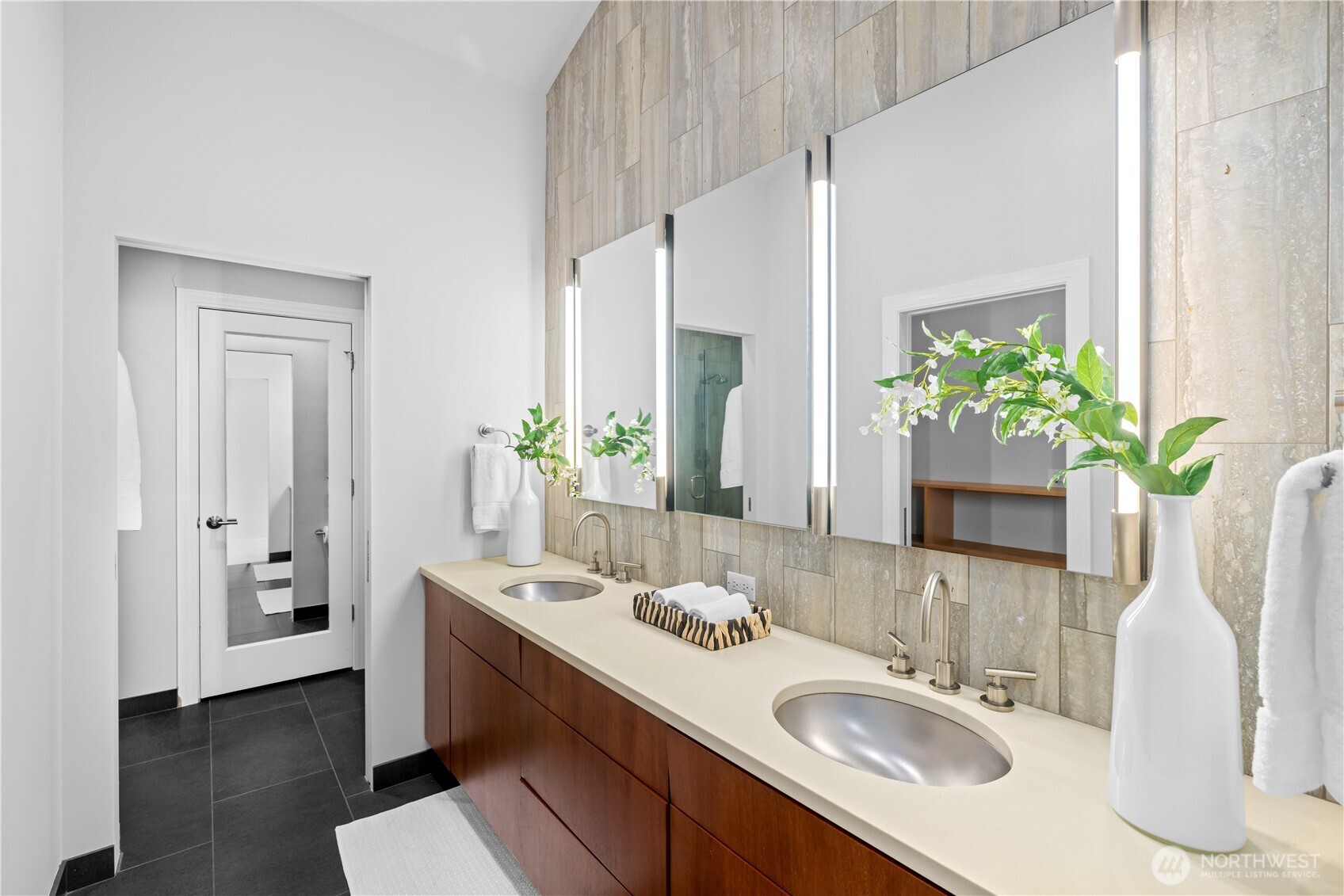 2819 E Lake Sammamish Parkway NE