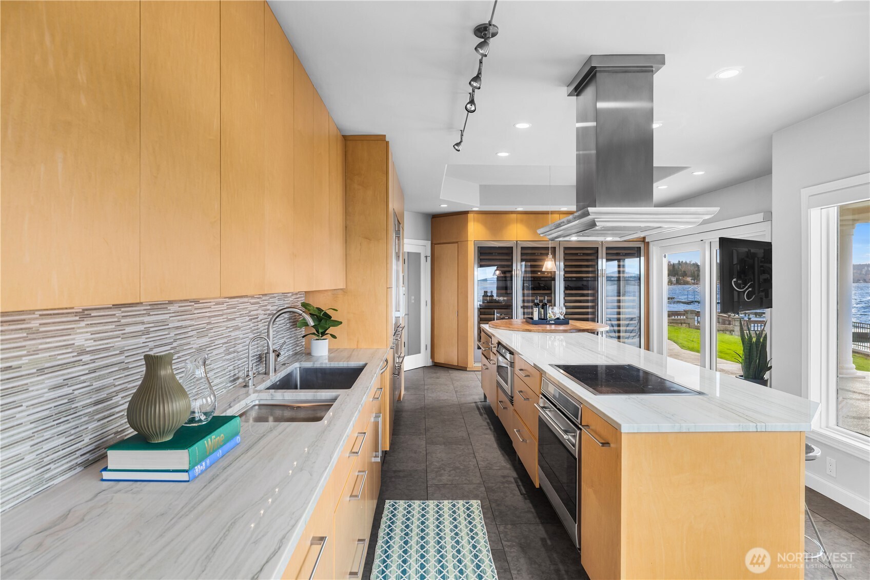 2819 E Lake Sammamish Parkway NE