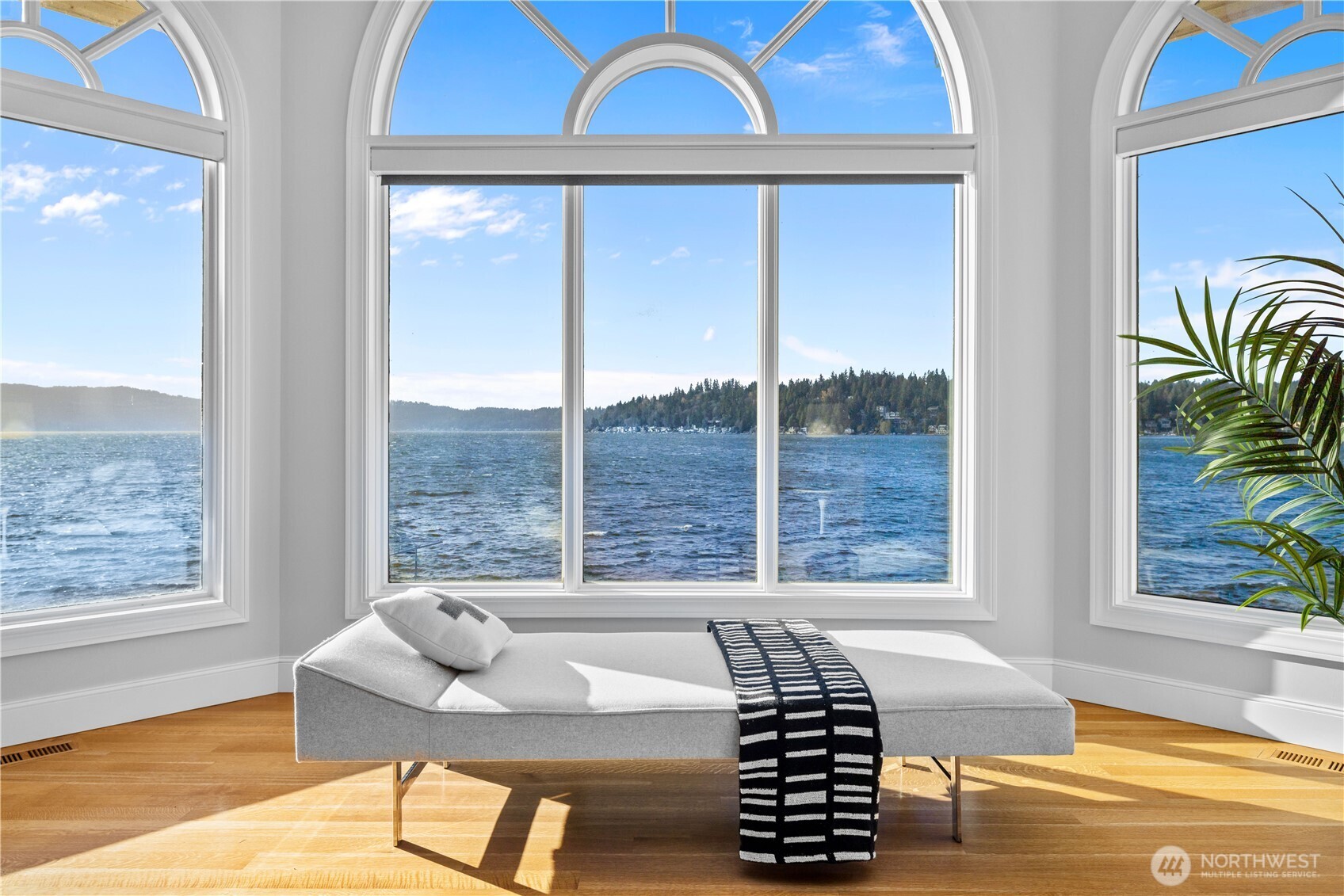 2819 E Lake Sammamish Parkway NE