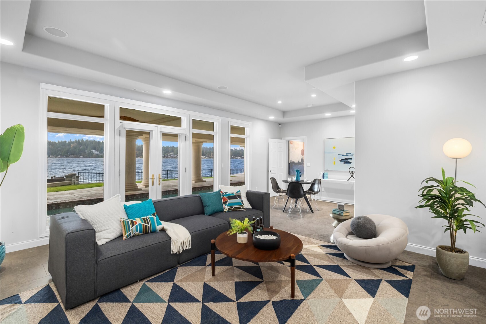 2819 E Lake Sammamish Parkway NE