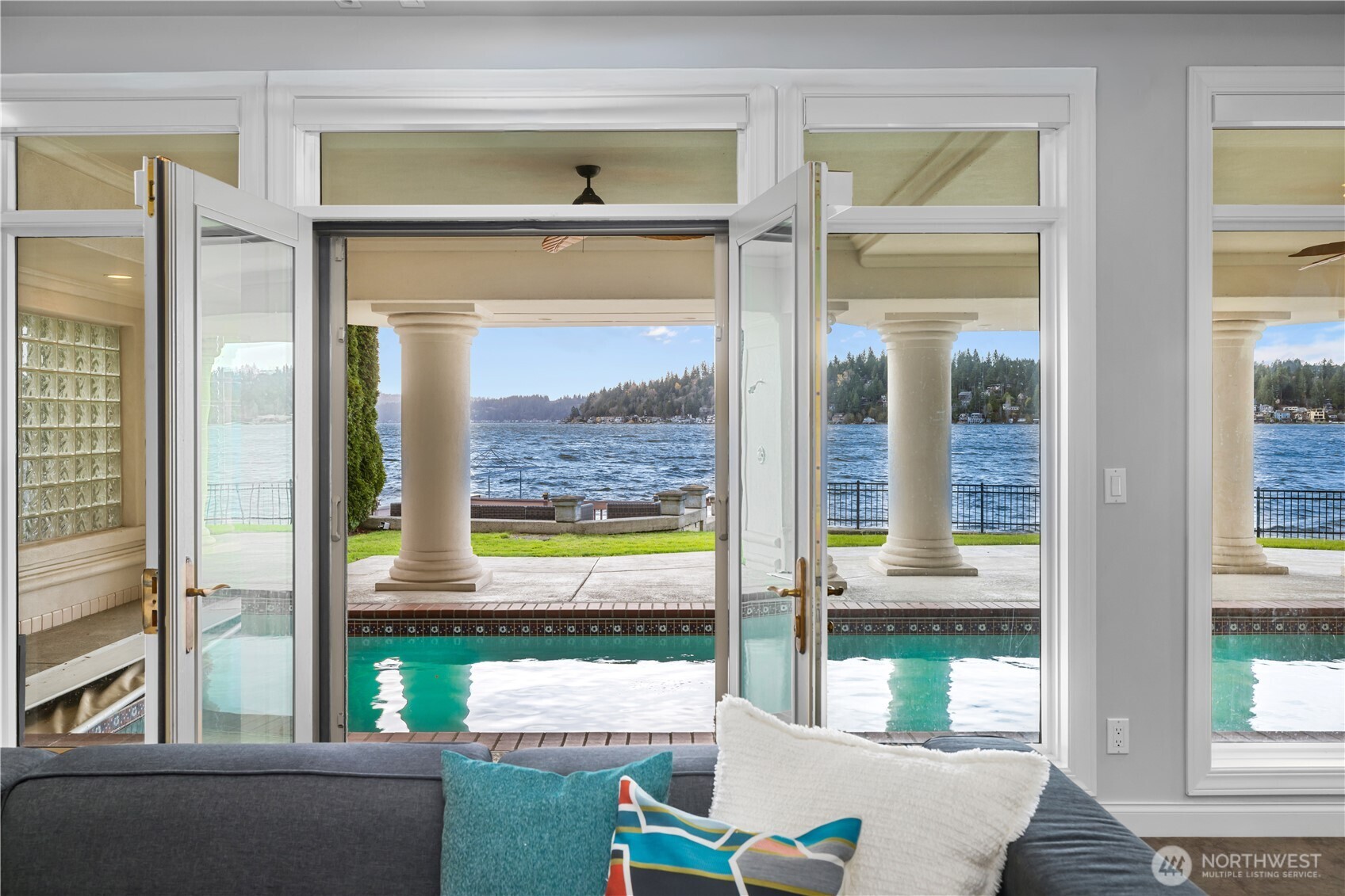 2819 E Lake Sammamish Parkway NE