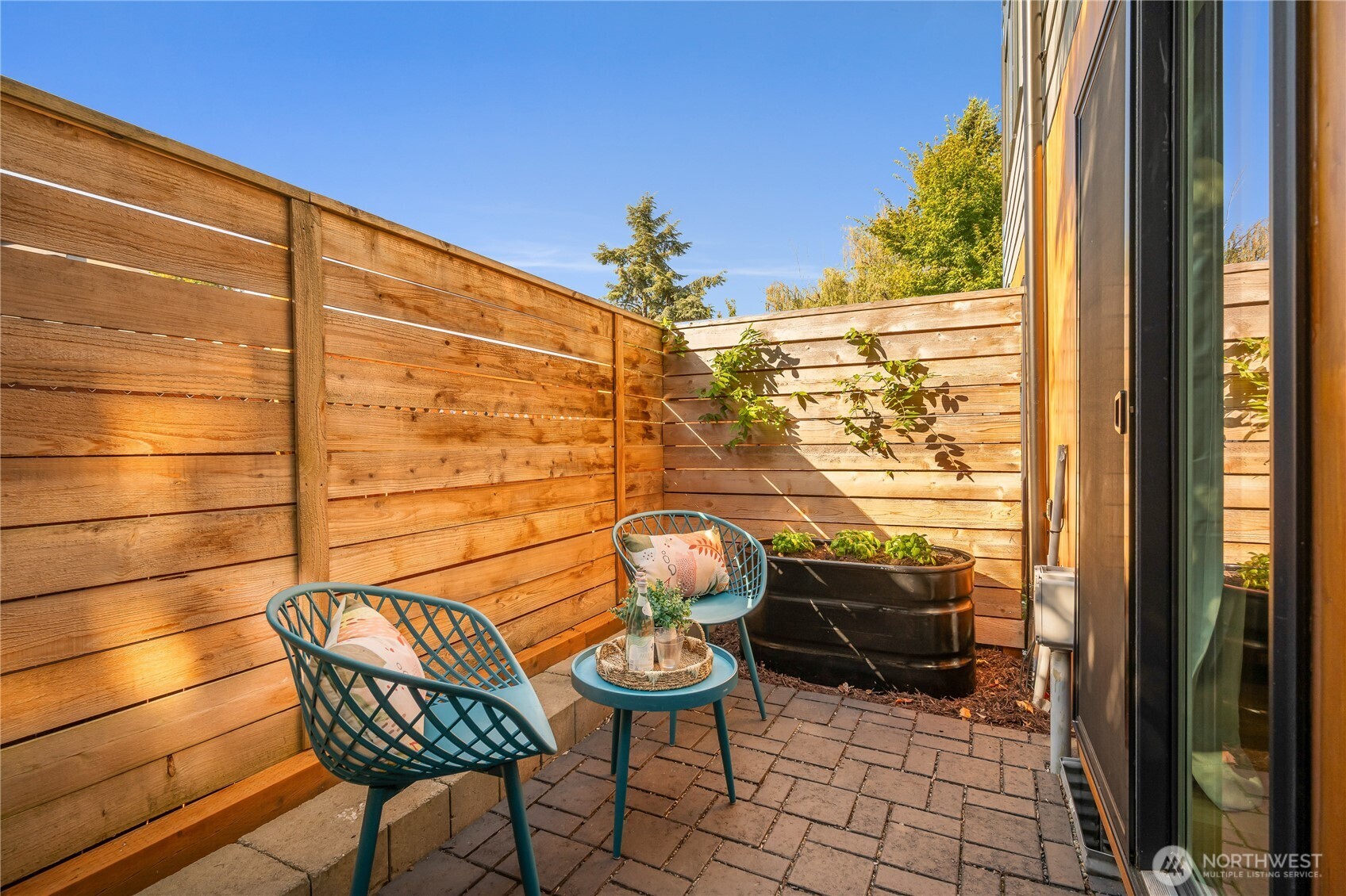 3625 Wallingford Avenue N Unit: B