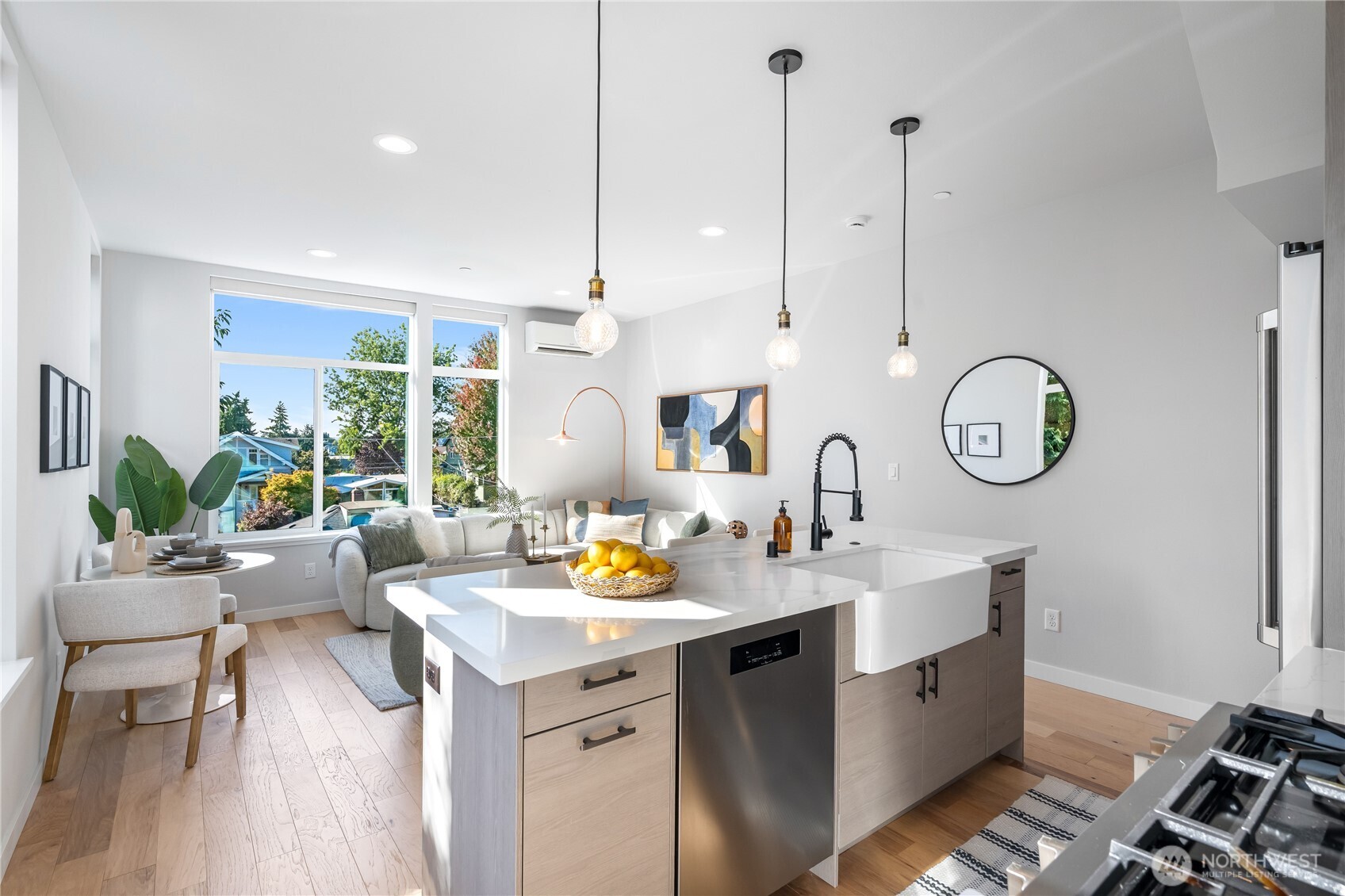 3625 Wallingford Avenue N Unit: B