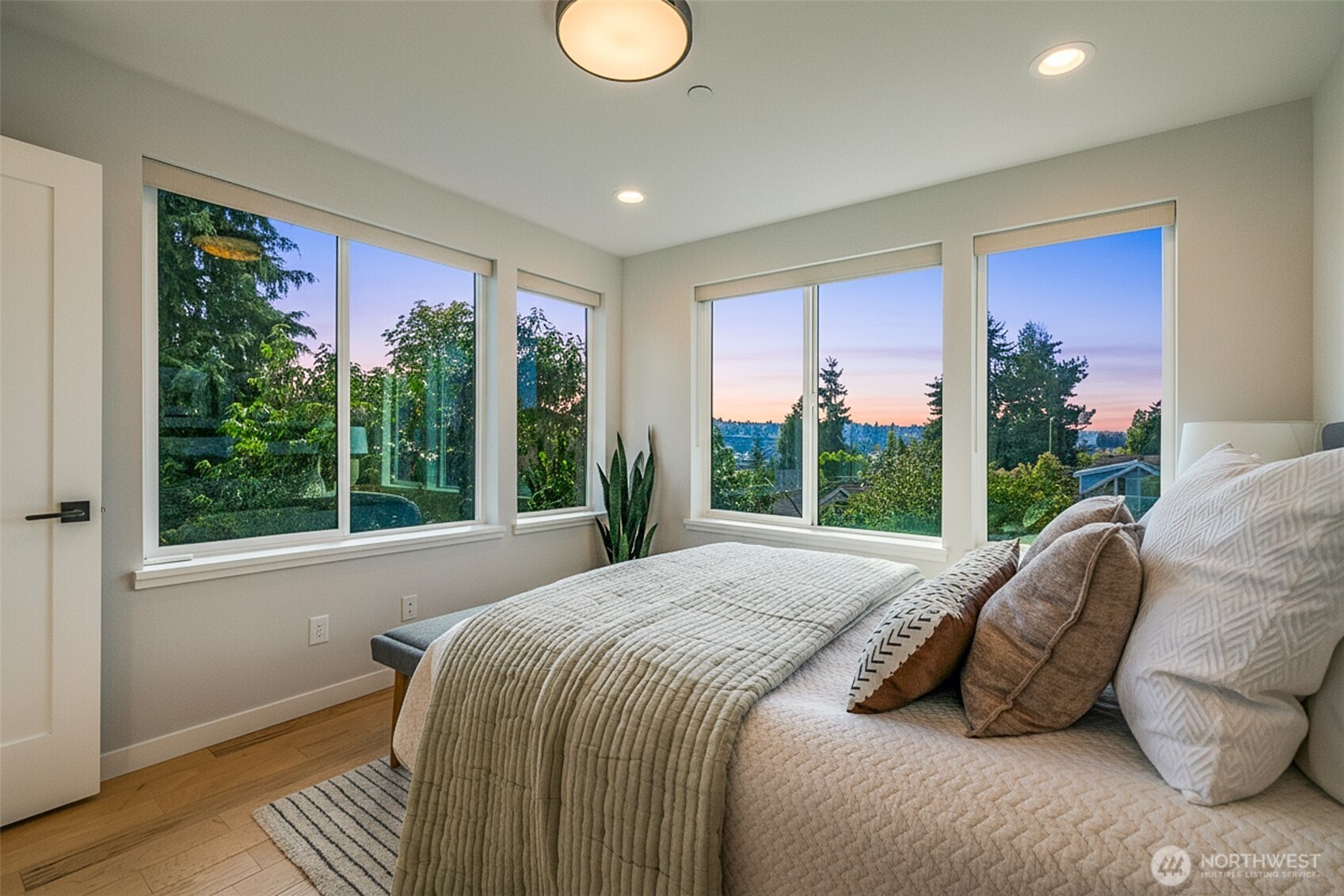 3625 Wallingford Avenue N Unit: B