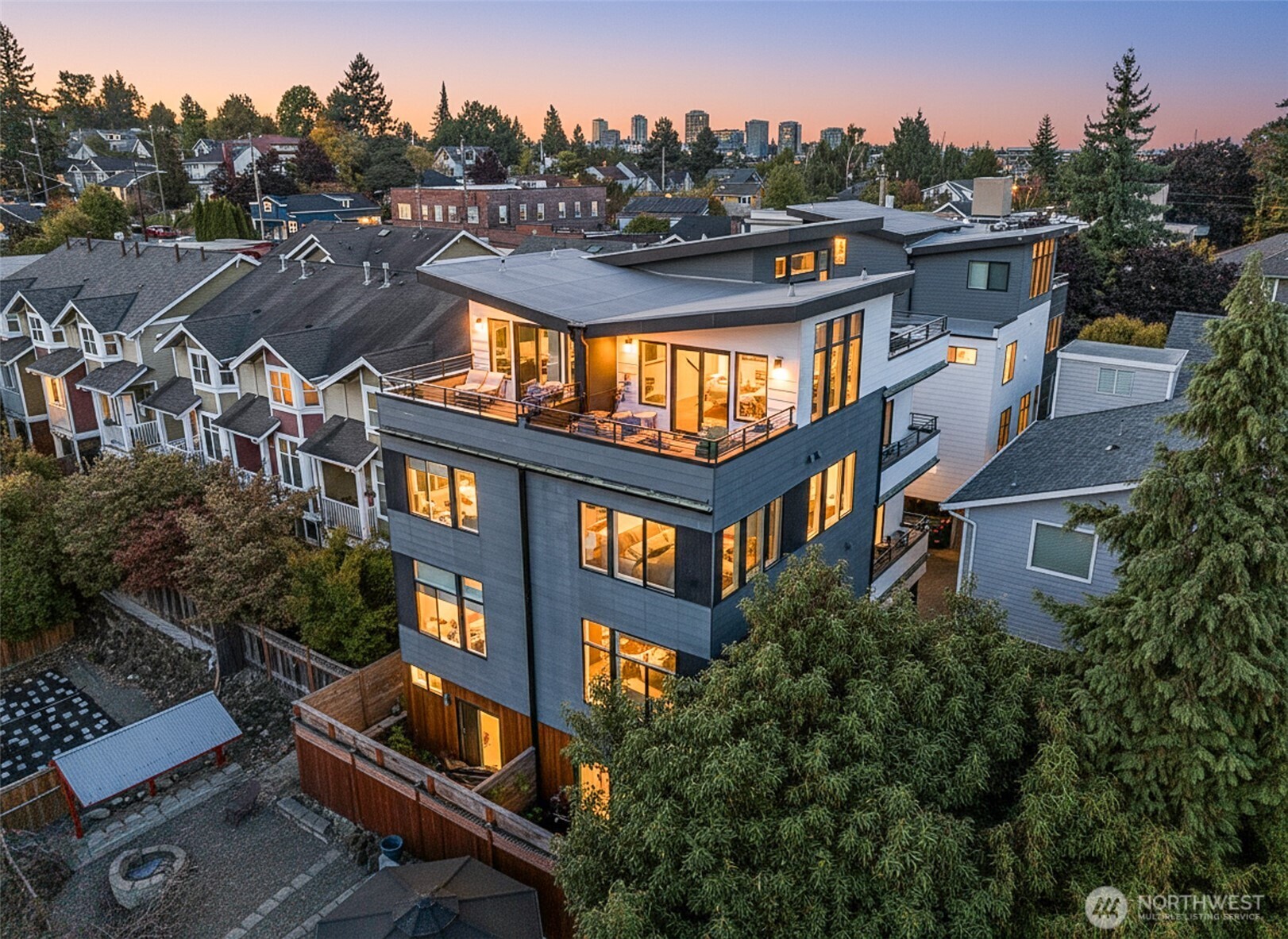 3625 Wallingford Avenue N Unit: B