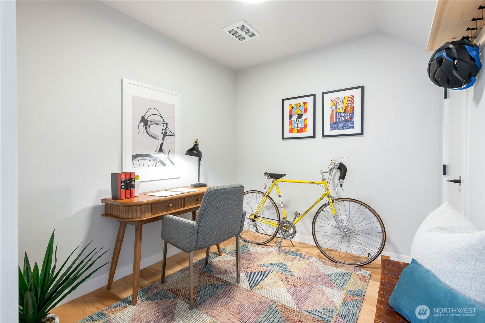 3625 Wallingford Avenue N Unit: B