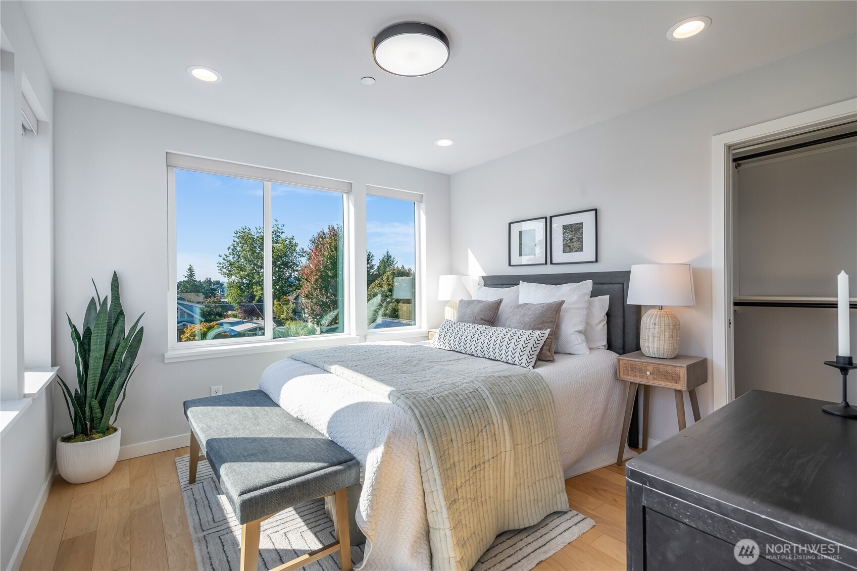 3625 Wallingford Avenue N Unit: B