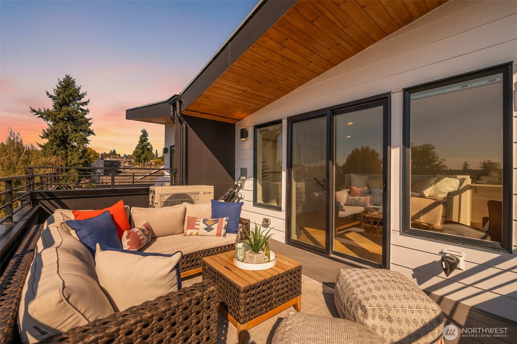 3625 Wallingford Avenue N Unit: B