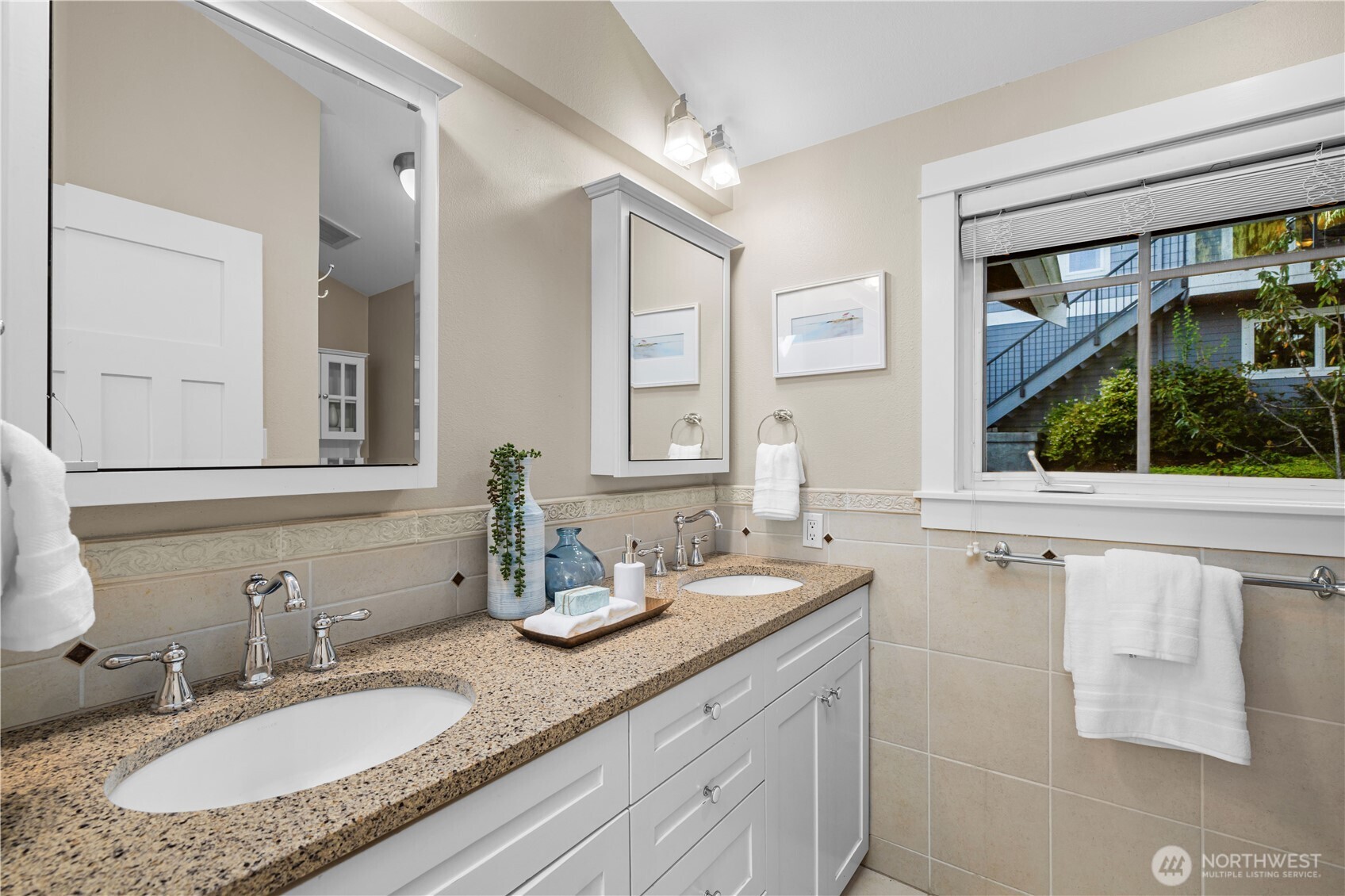 528 W Lake Sammamish Parkway SE