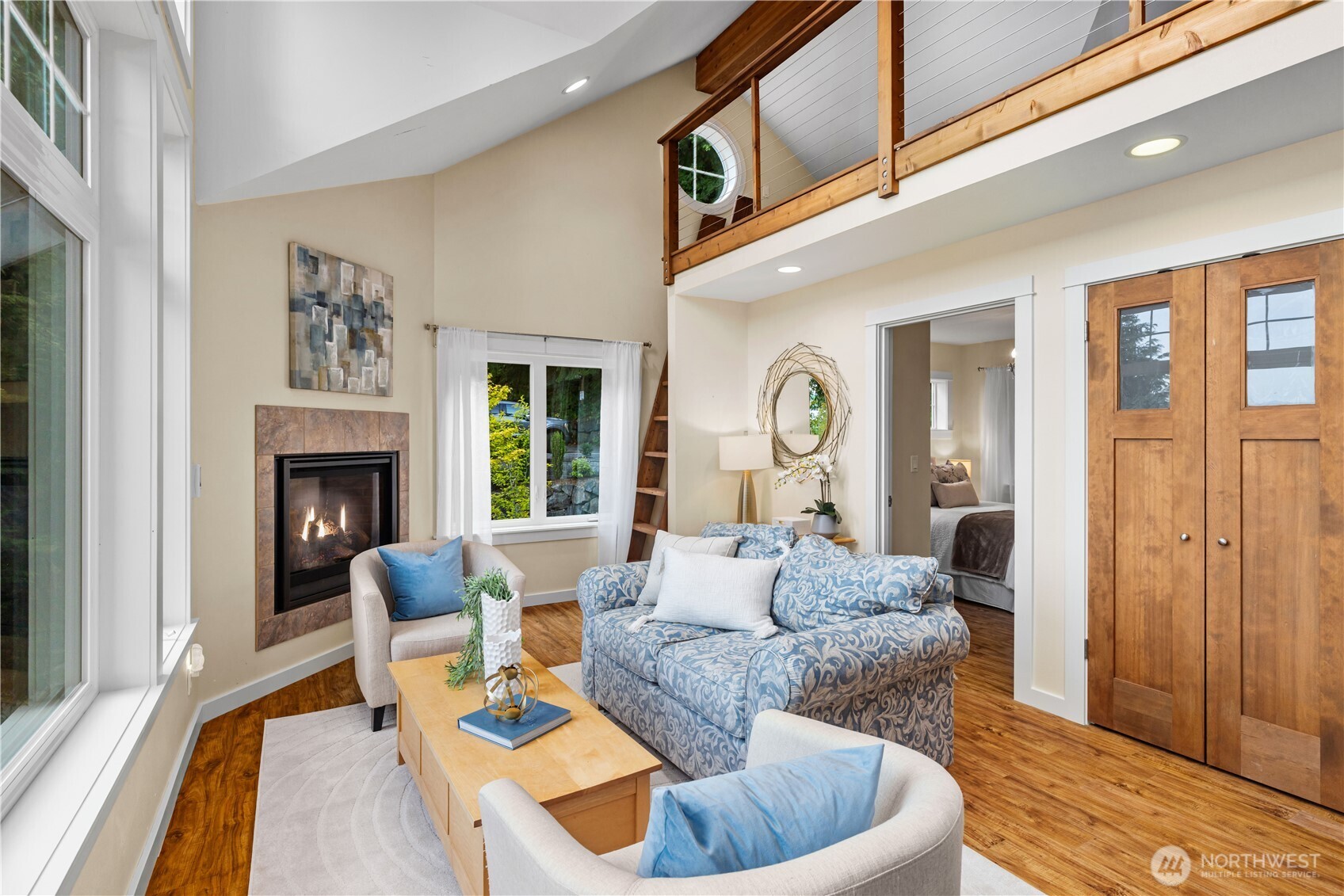 528 W Lake Sammamish Parkway SE