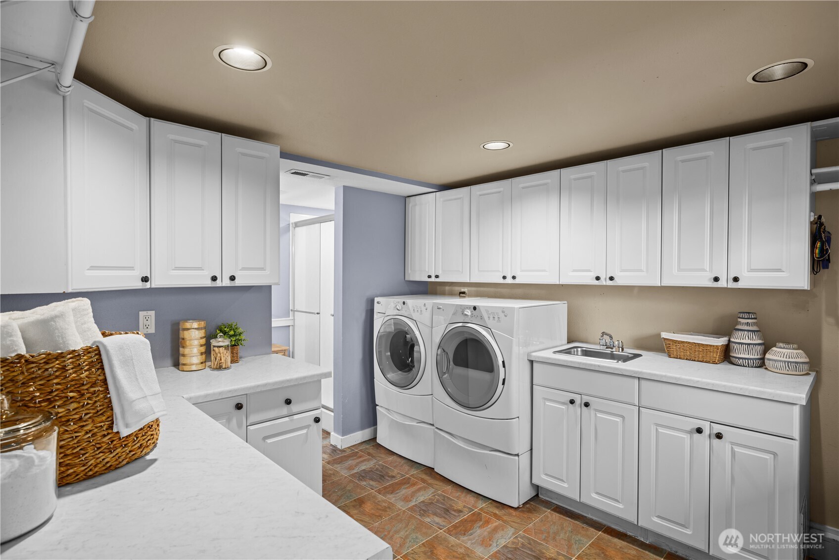 528 W Lake Sammamish Parkway SE