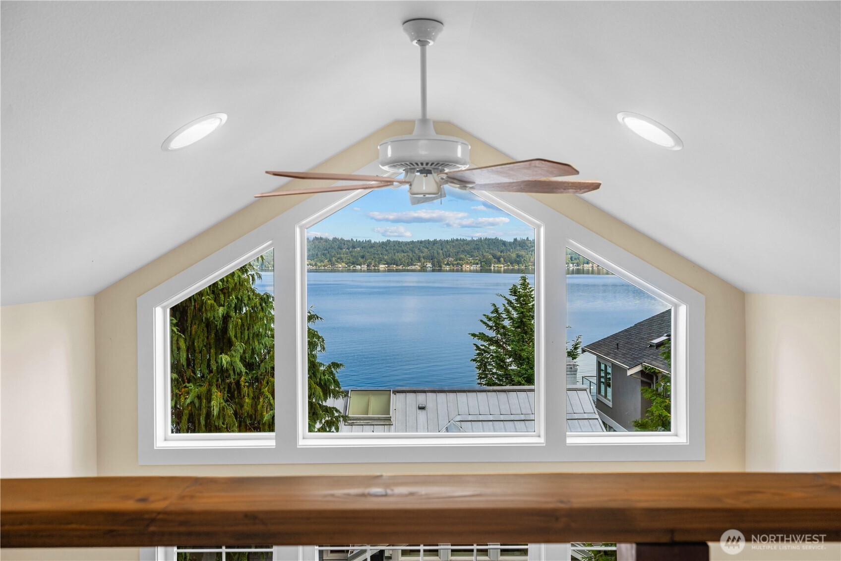 528 W Lake Sammamish Parkway SE