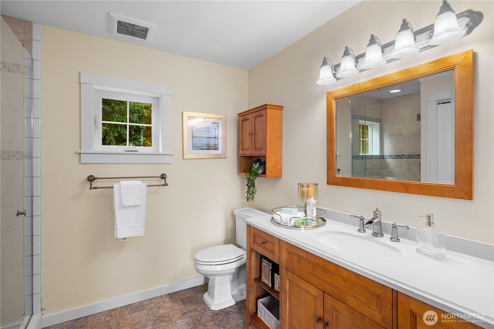 528 W Lake Sammamish Parkway SE