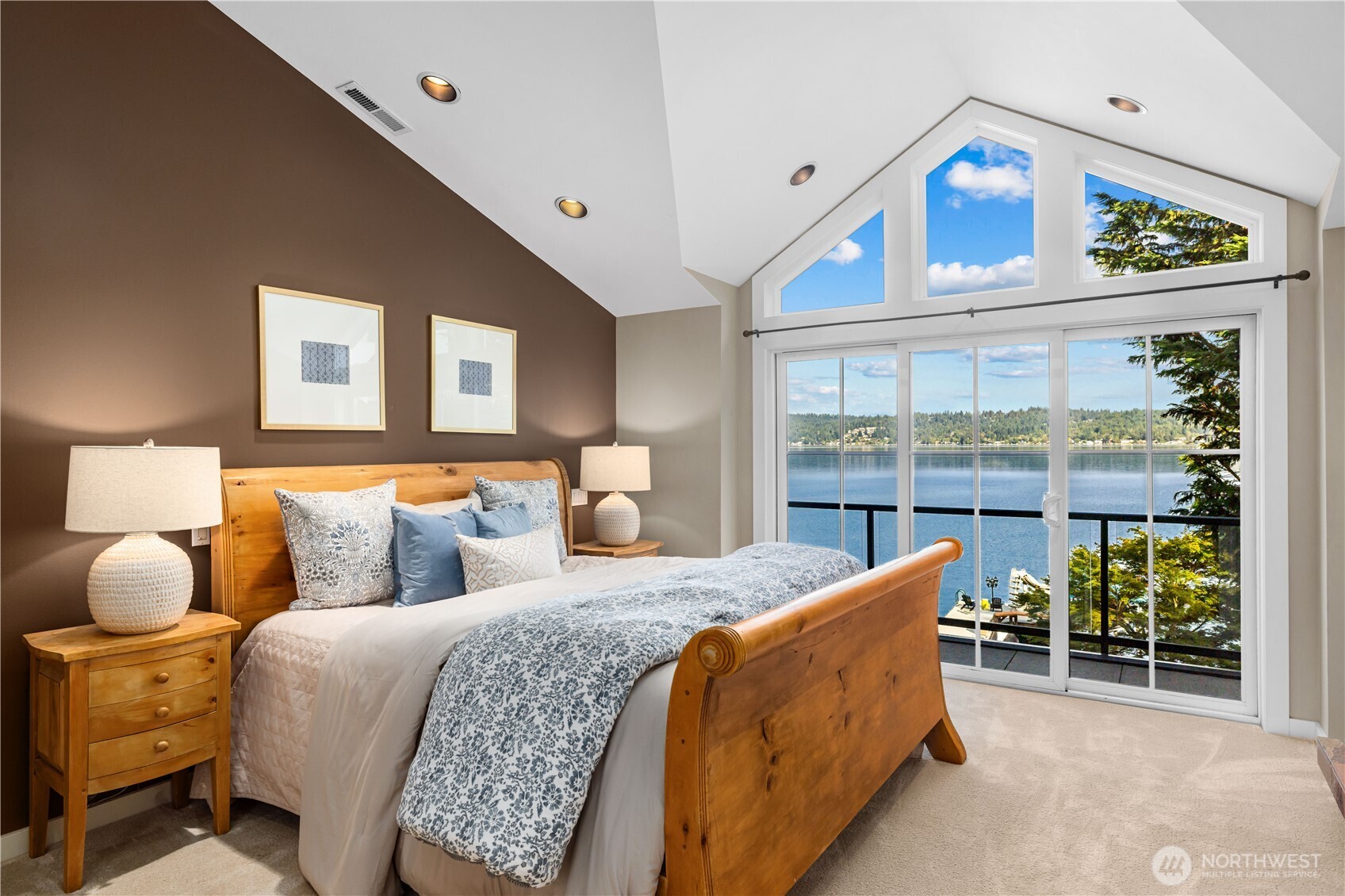 528 W Lake Sammamish Parkway SE