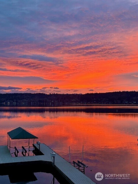 842 W Lake Sammamish Parkway SE