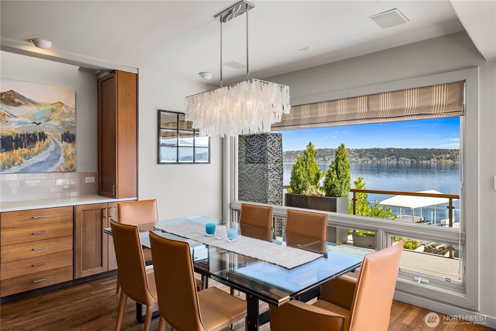 842 W Lake Sammamish Parkway SE