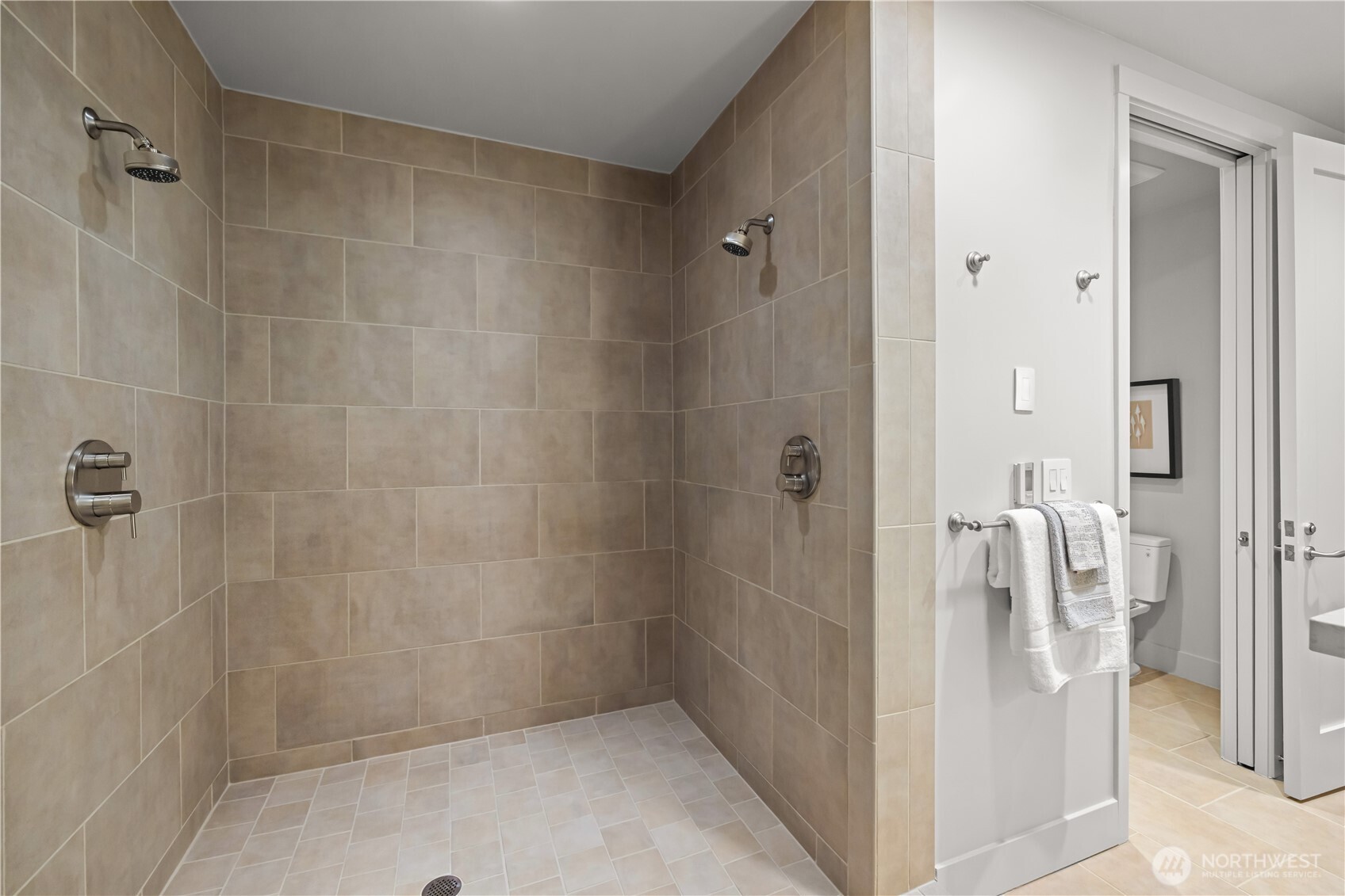 4323 E Lake Sammamish Parkway SE Unit: 4323