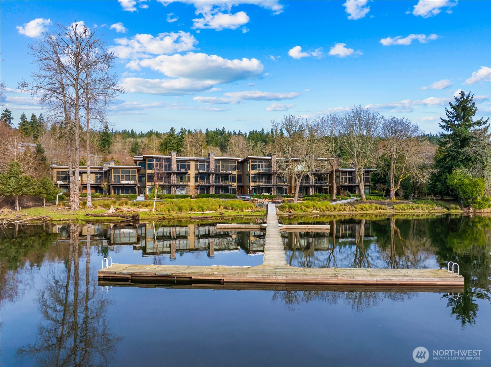 4323 E Lake Sammamish Parkway SE Unit: 4323