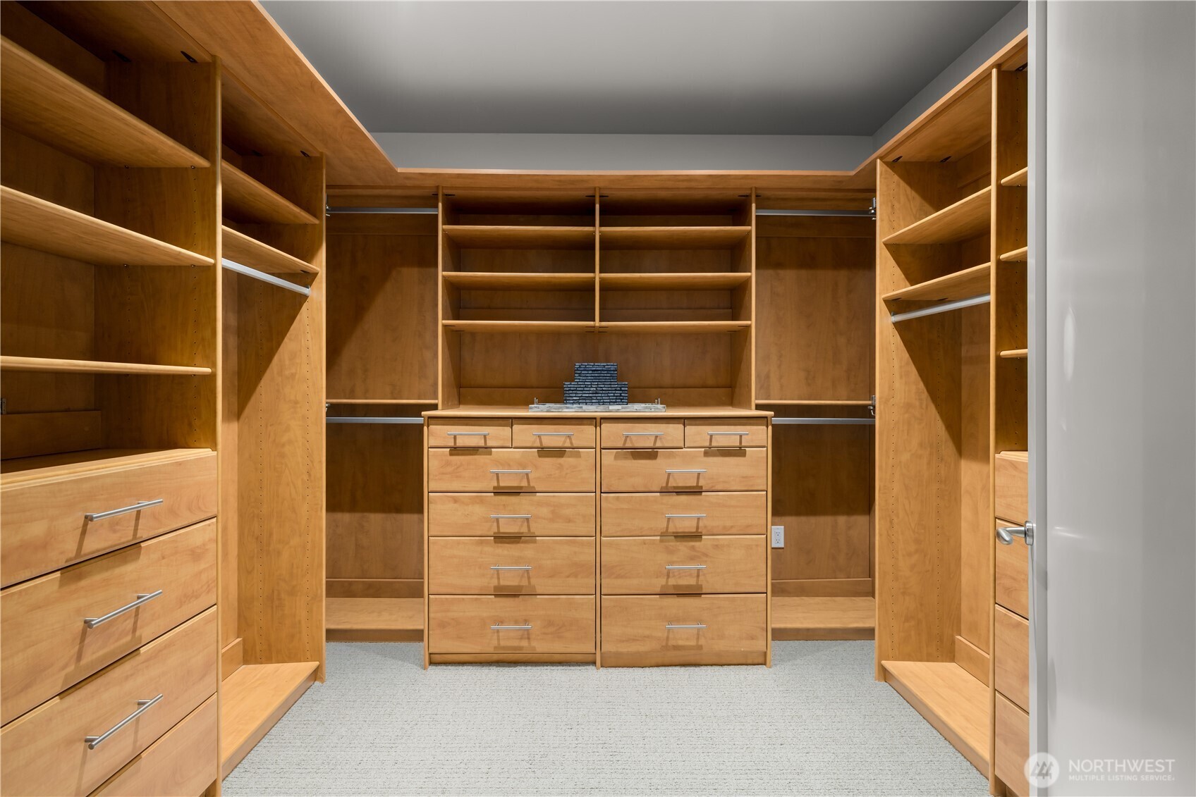 4323 E Lake Sammamish Parkway SE Unit: 4323