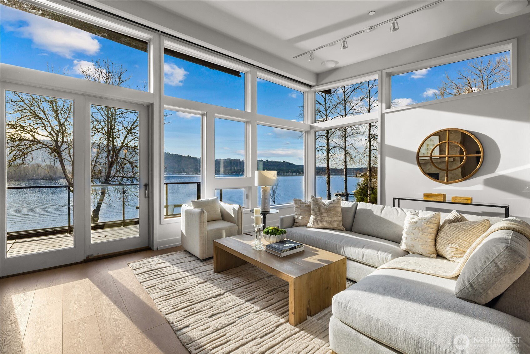 4323 E Lake Sammamish Parkway SE Unit: 4323