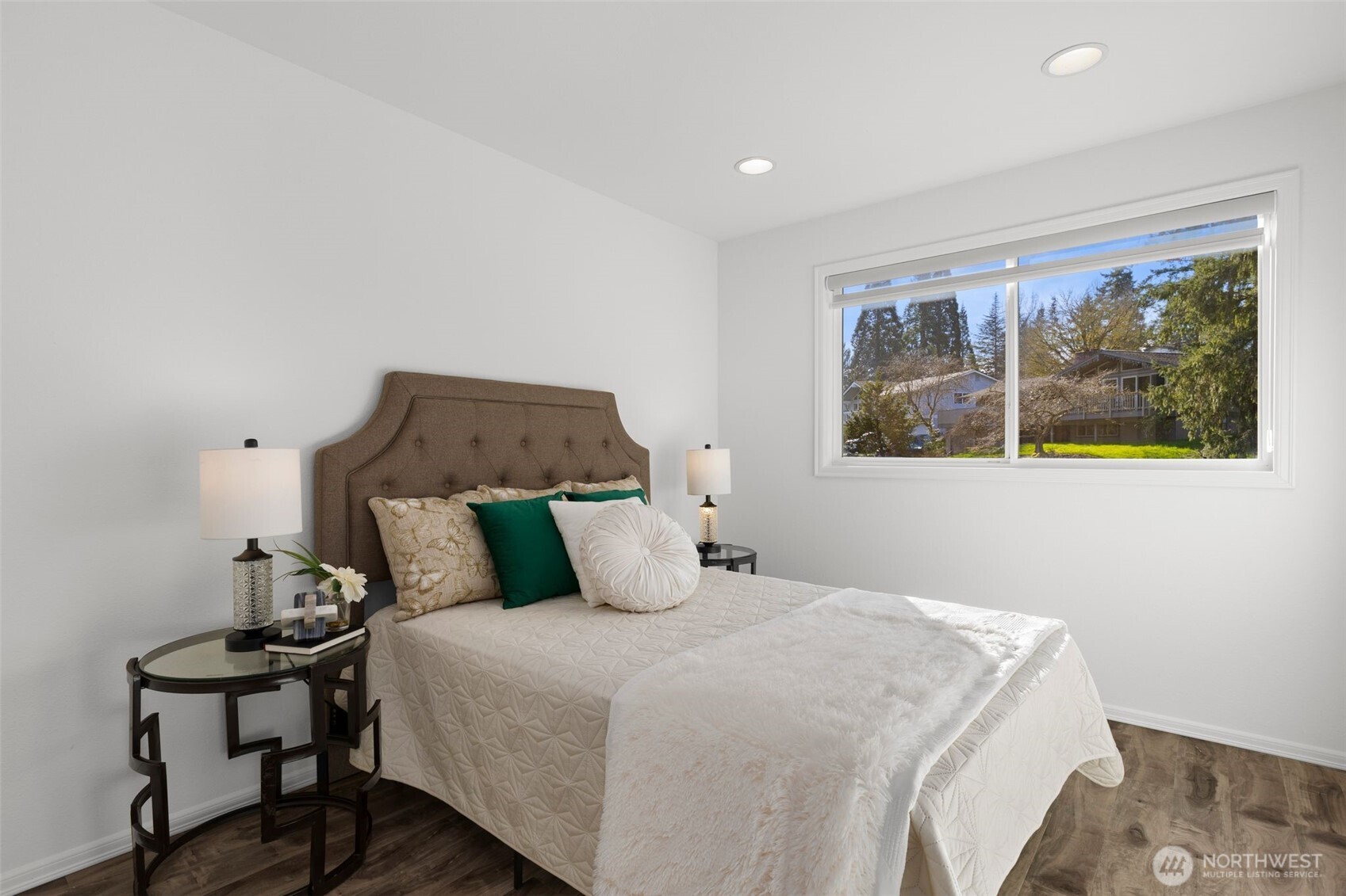 2818 183rd Avenue NE