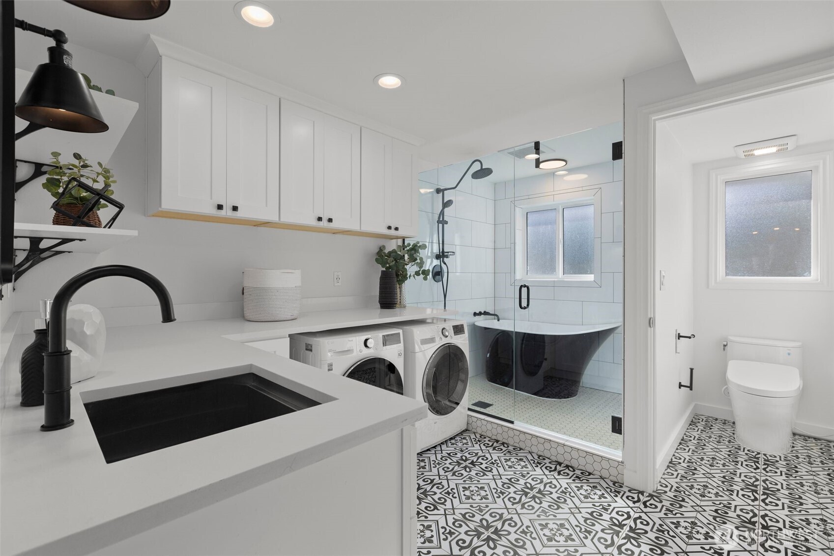 2818 183rd Avenue NE