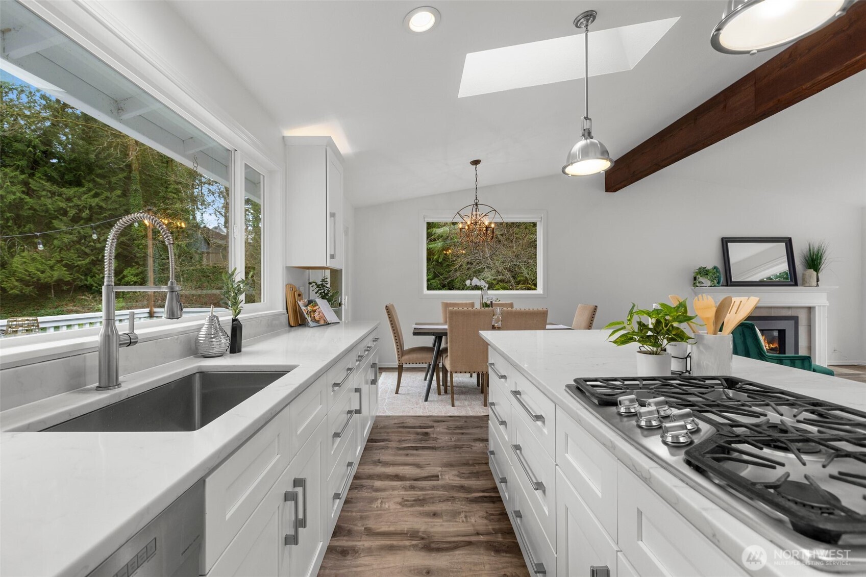 2818 183rd Avenue NE