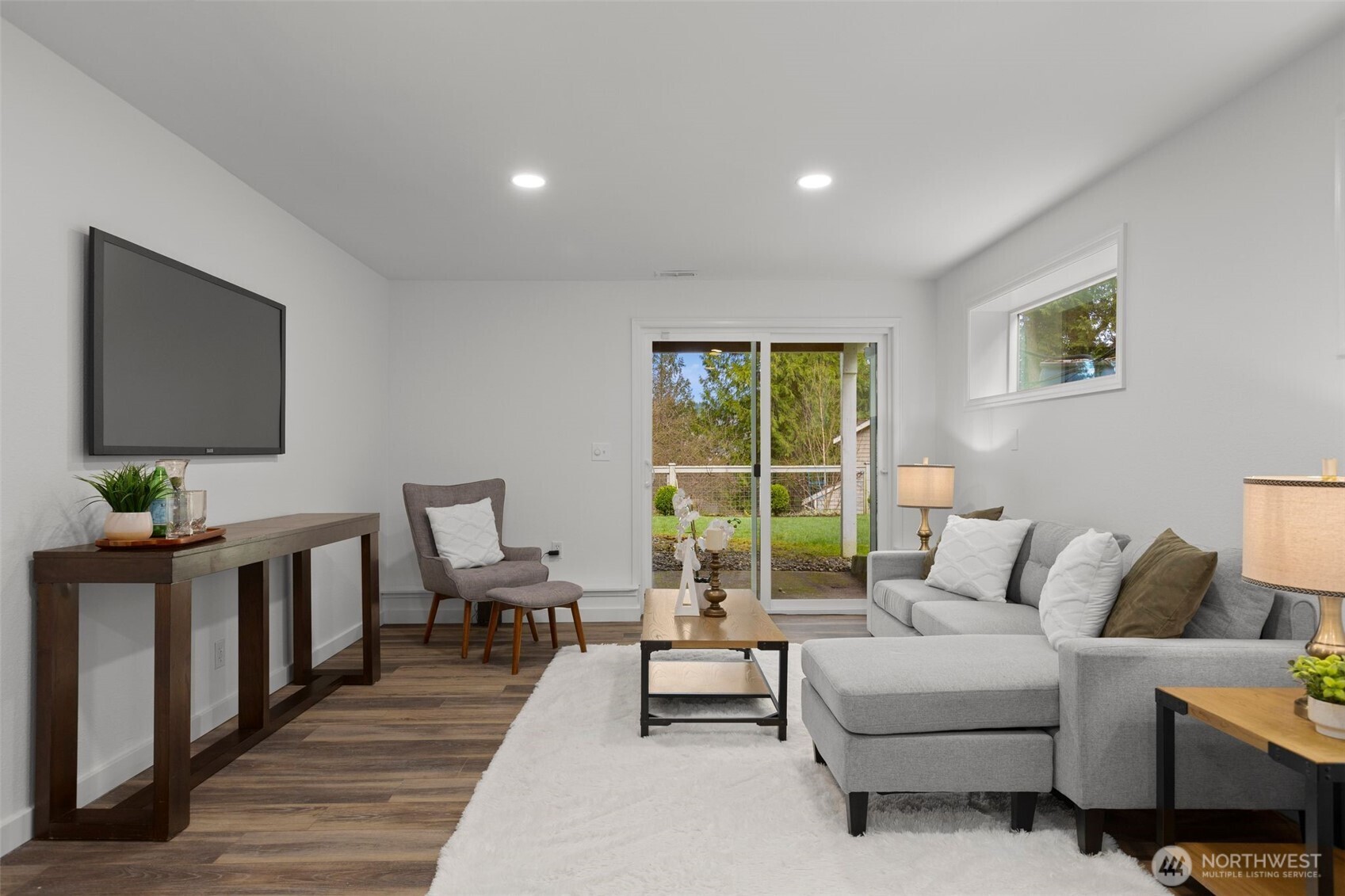 2818 183rd Avenue NE