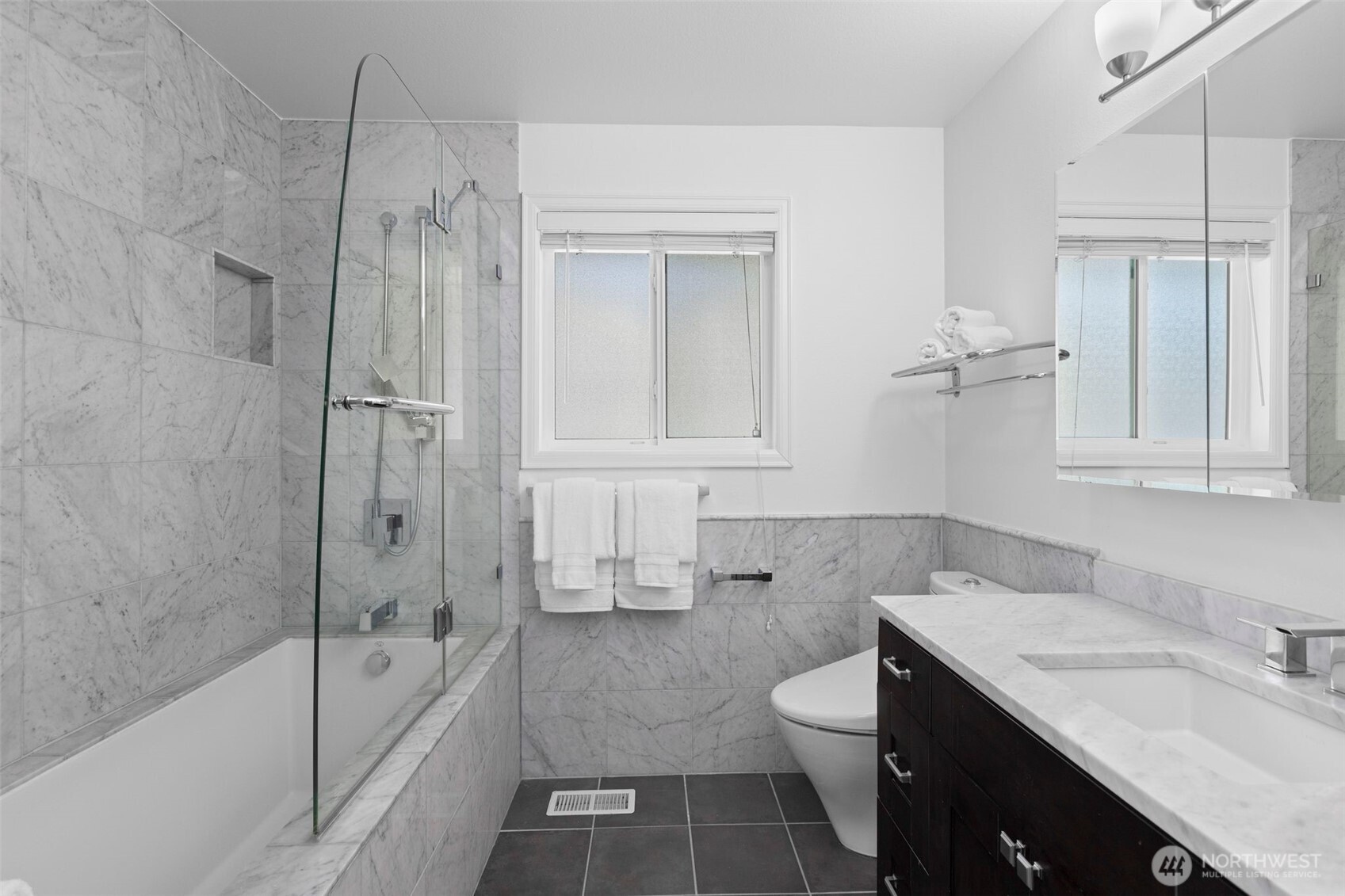 2818 183rd Avenue NE