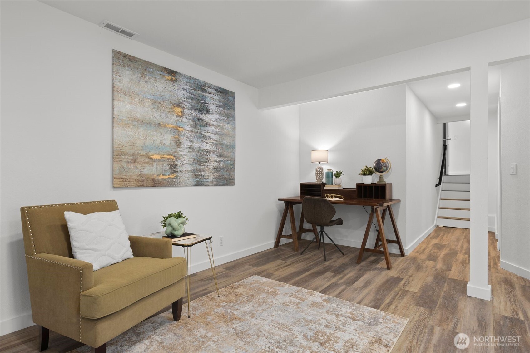 2818 183rd Avenue NE